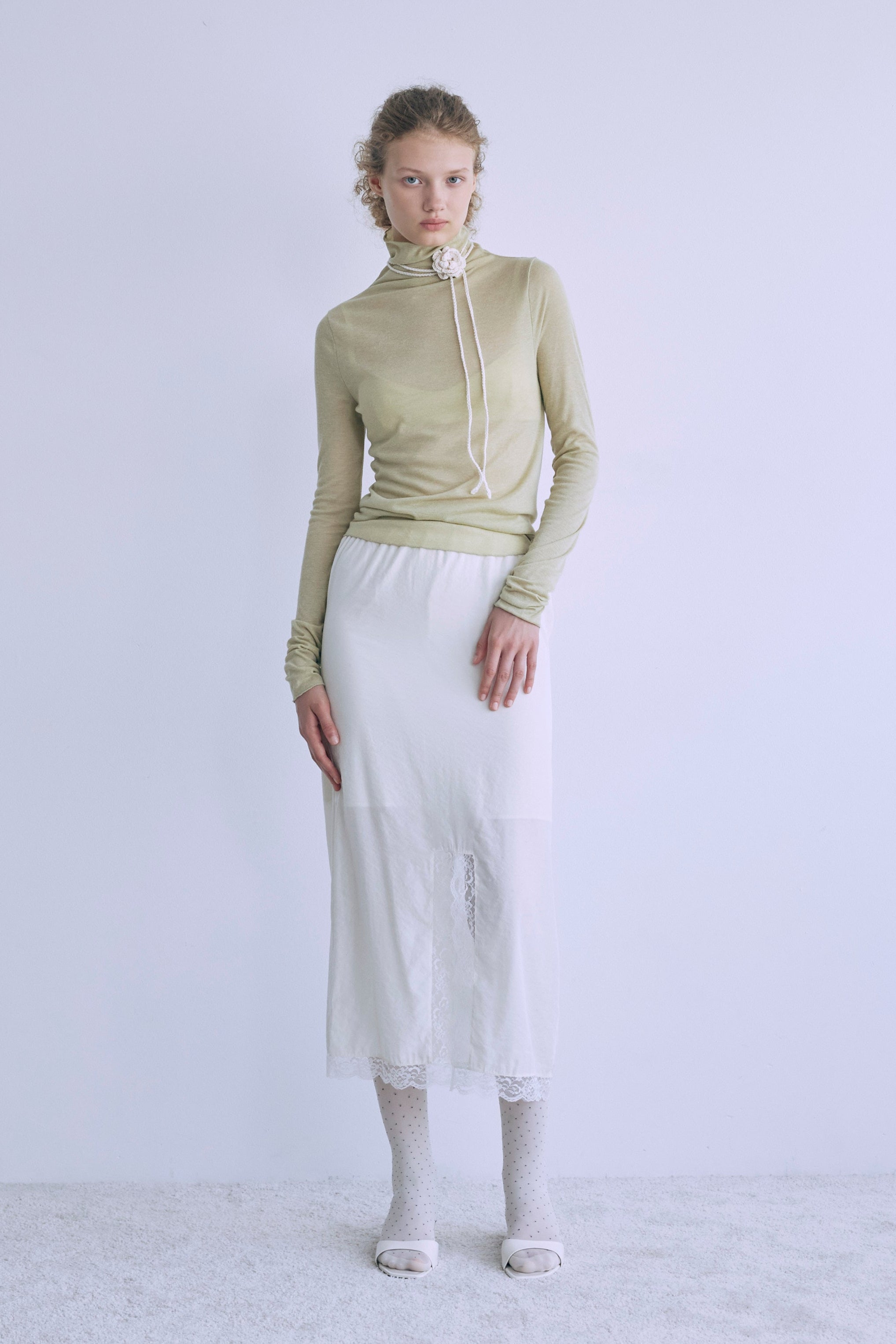 着用カラー:アイボリー モデル身長:176㎝