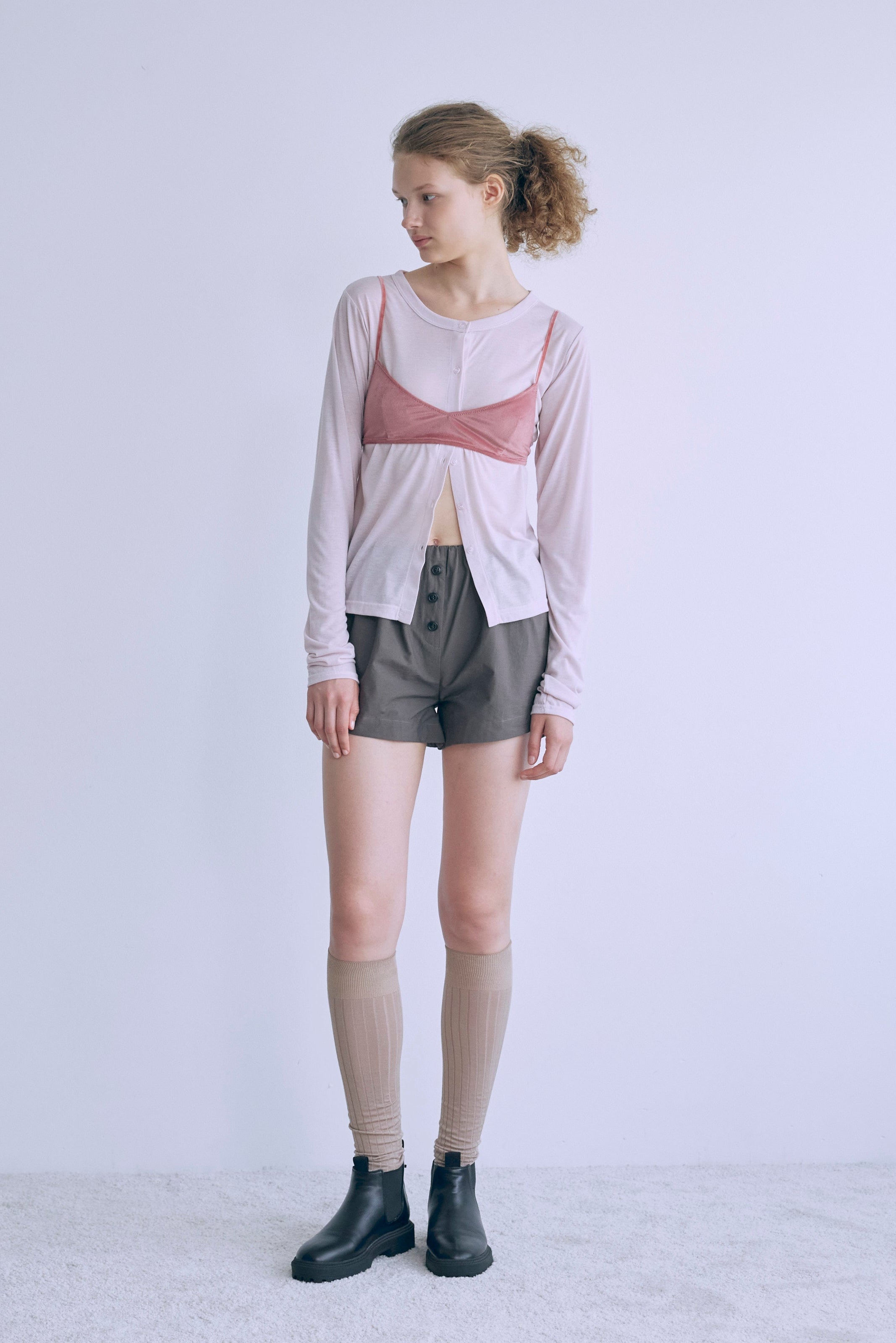 着用カラー:ピンク モデル身長:176㎝