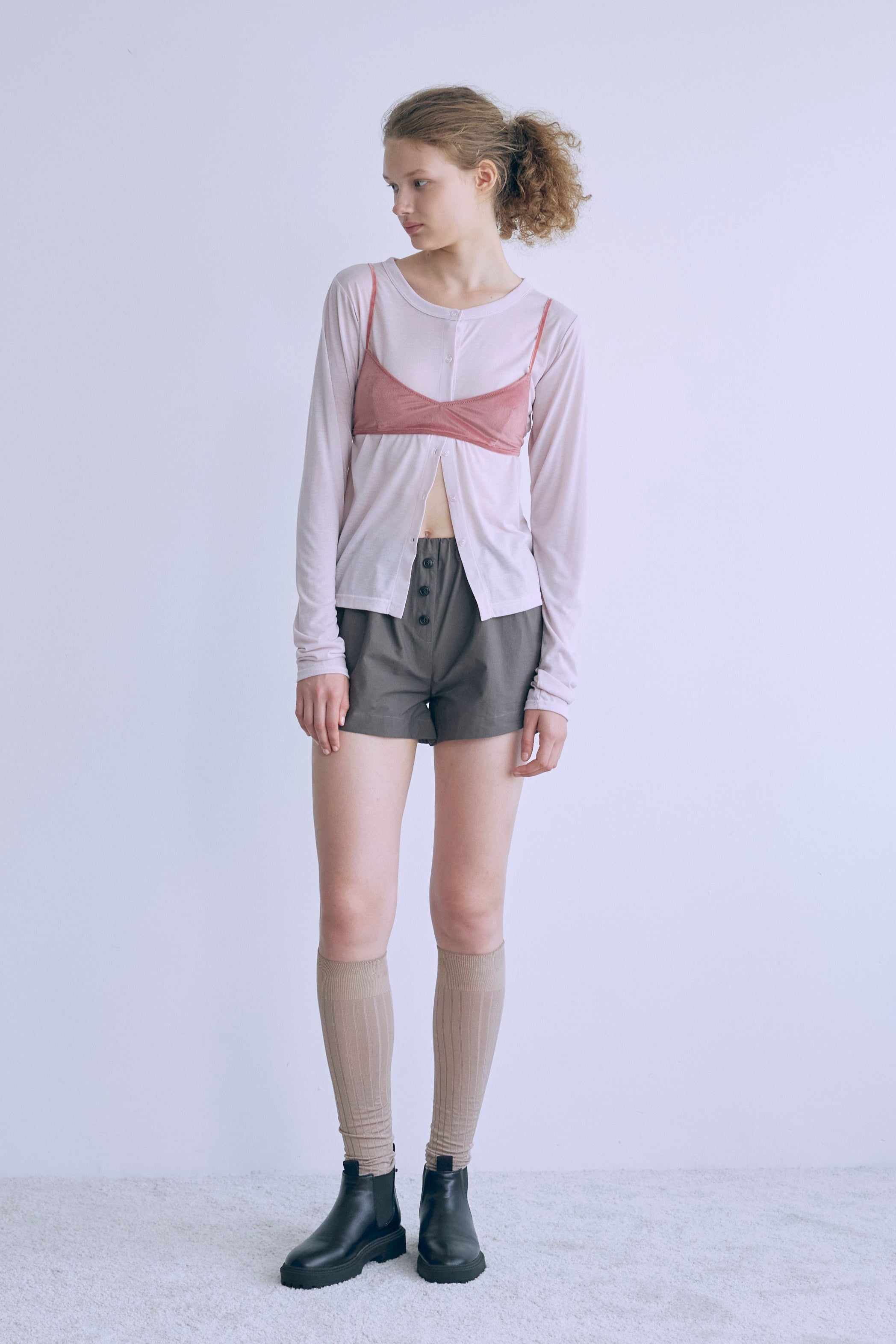 着用カラー:モカ 着用サイズ:1 モデル身長:176cm