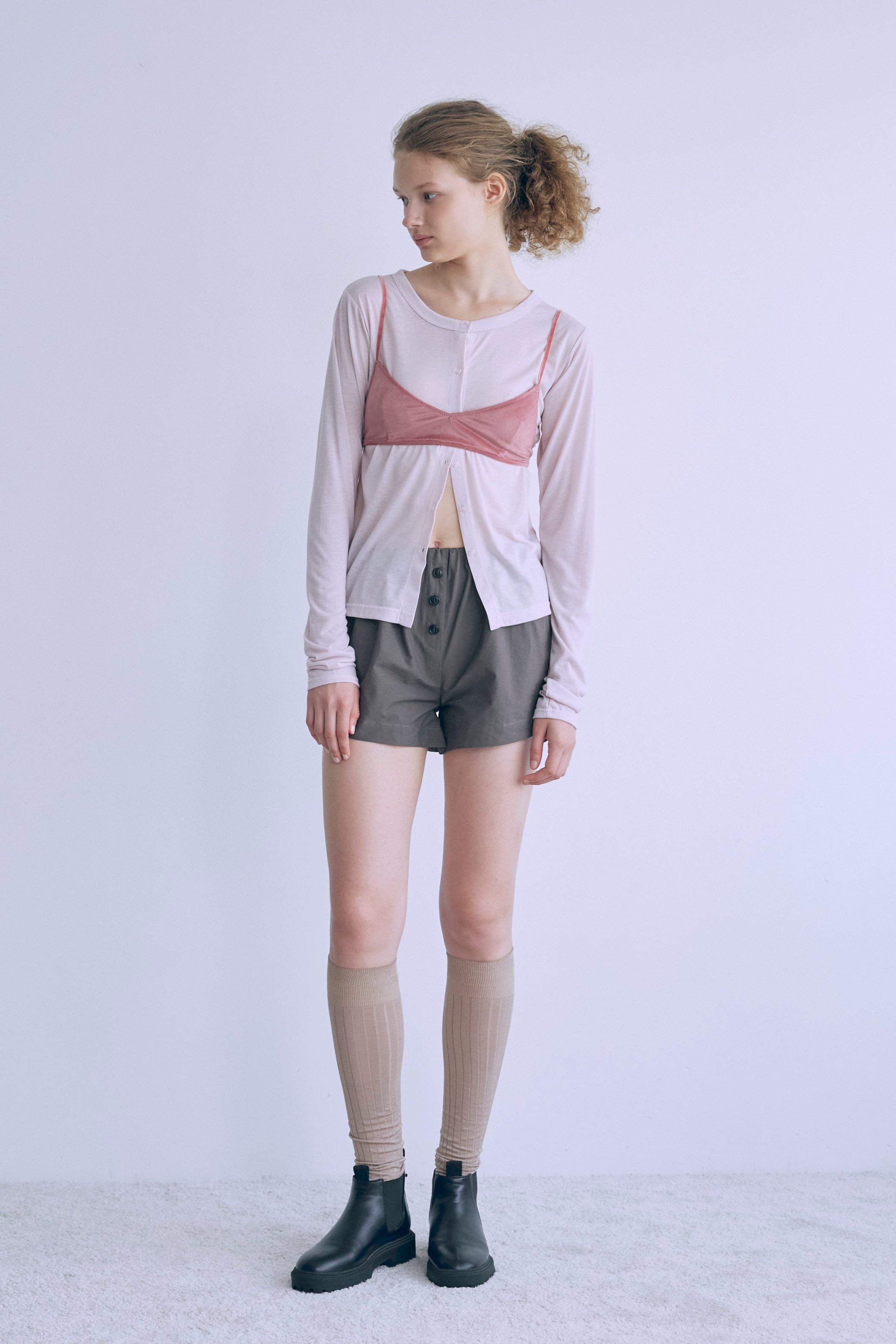 着用カラー:ピンク モデル身長:176cm