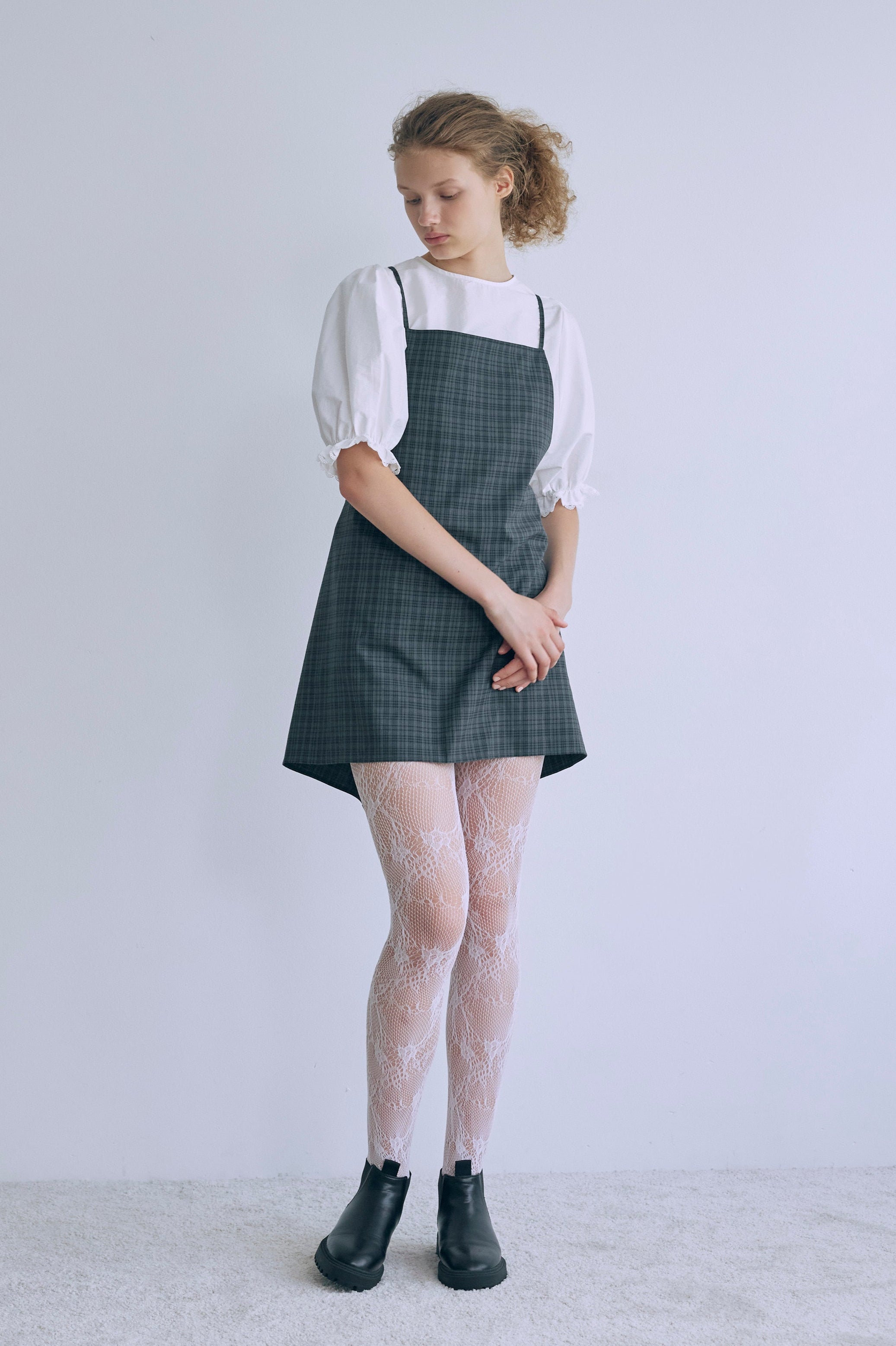 着用カラー:ホワイト モデル身長:176㎝