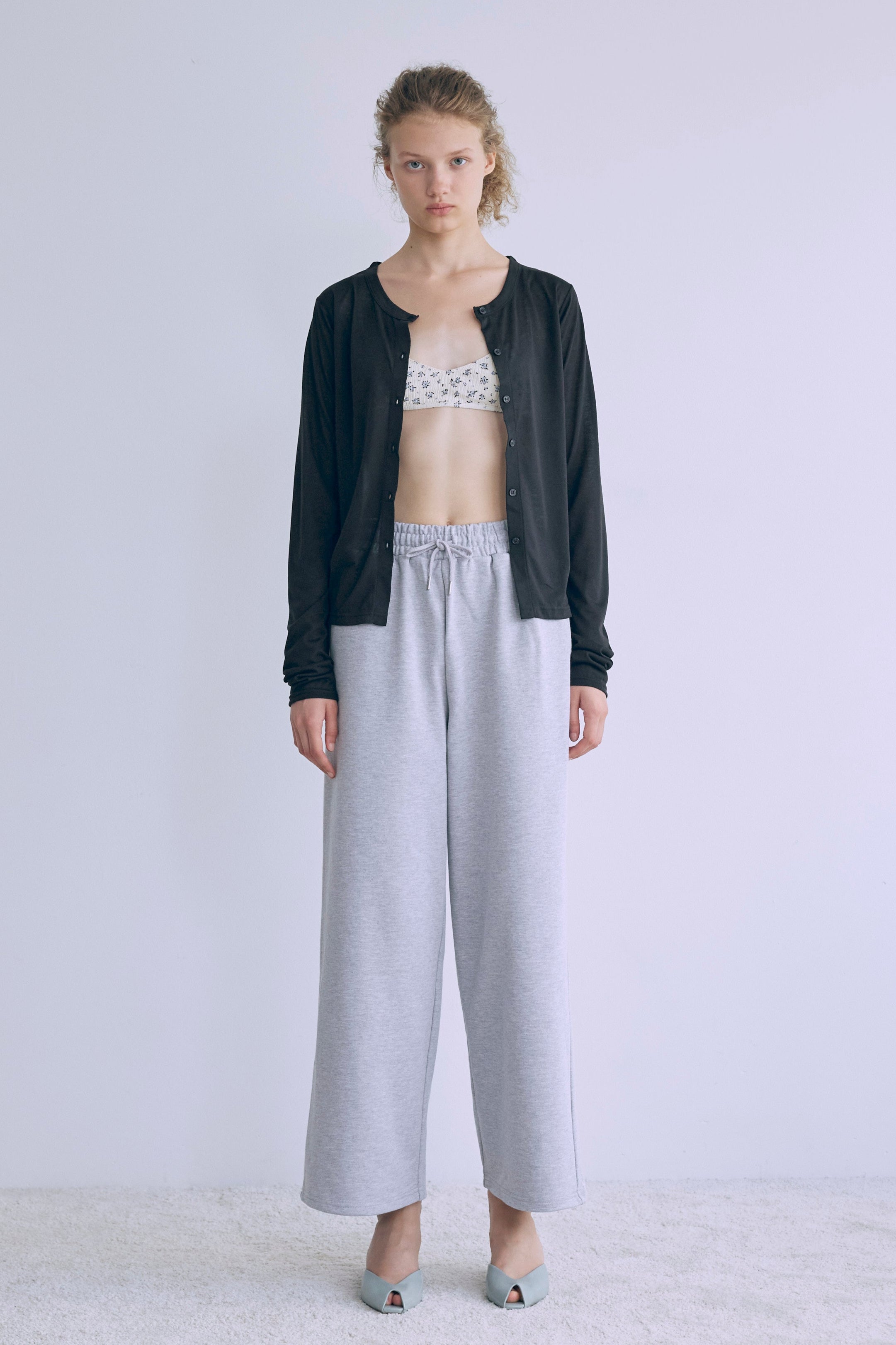 着用カラー:アイボリー モデル身長:176㎝