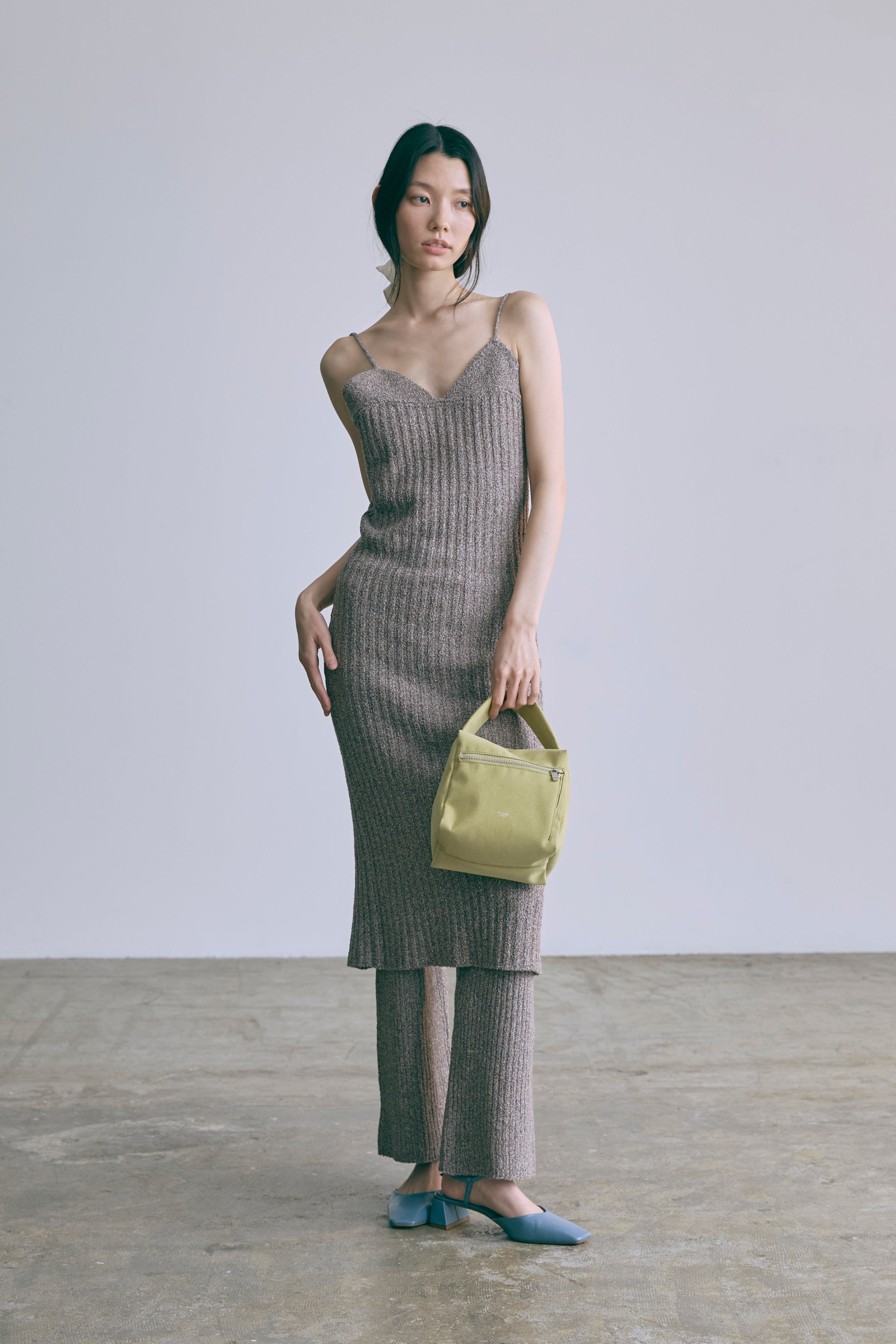 着用カラー:ブラウン モデル身長:174cm