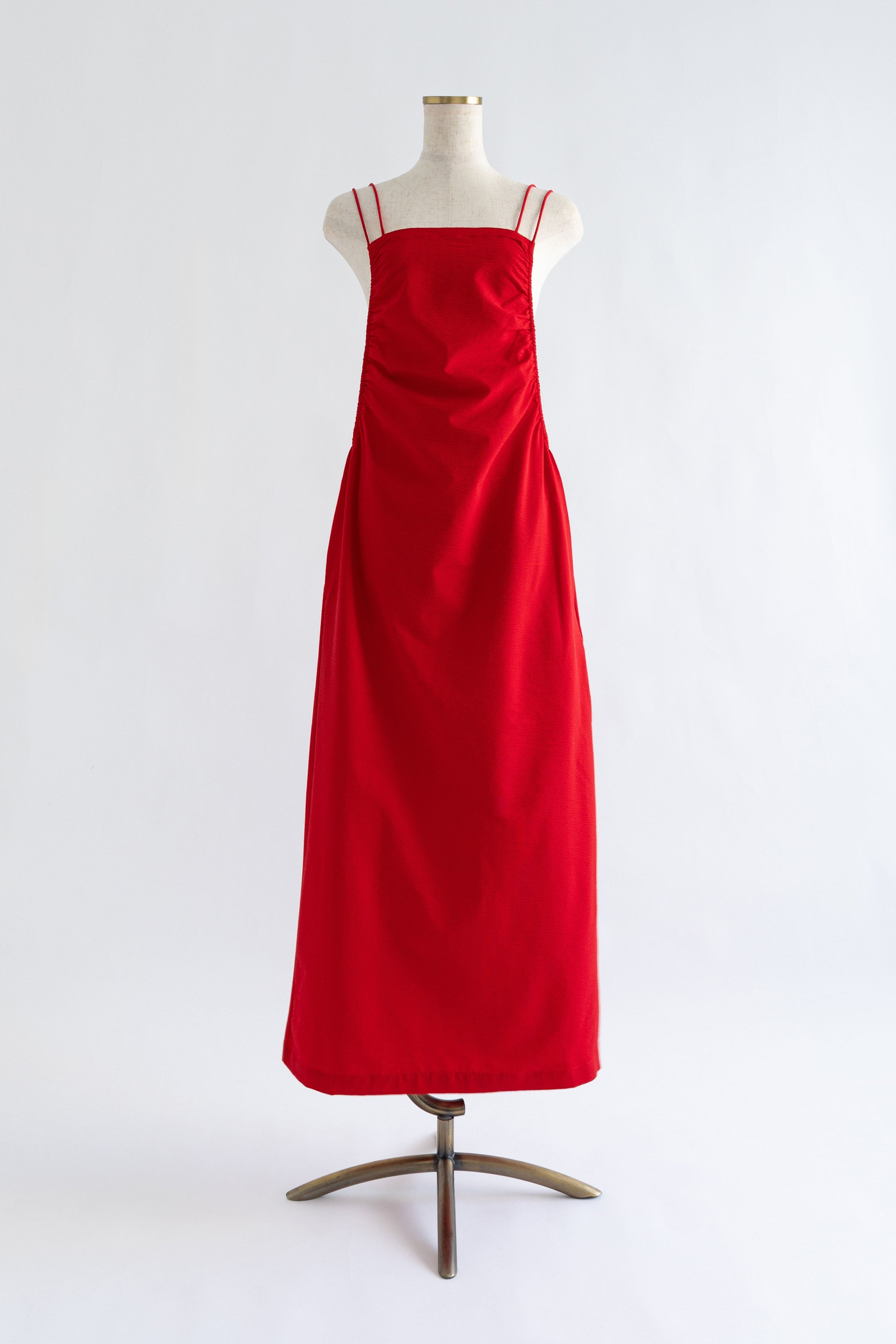 着用カラー:レッド