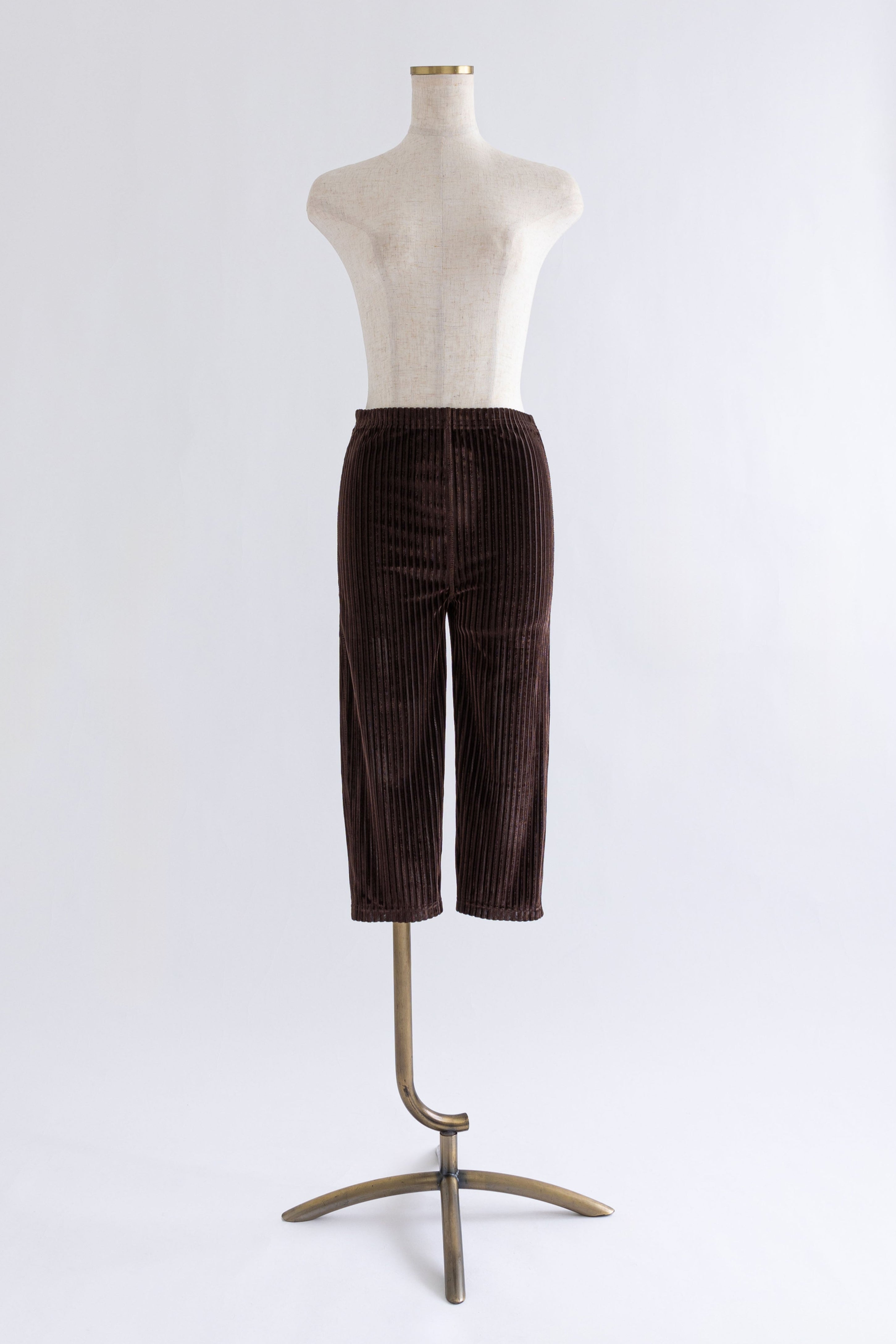 着用カラー:ブラウン