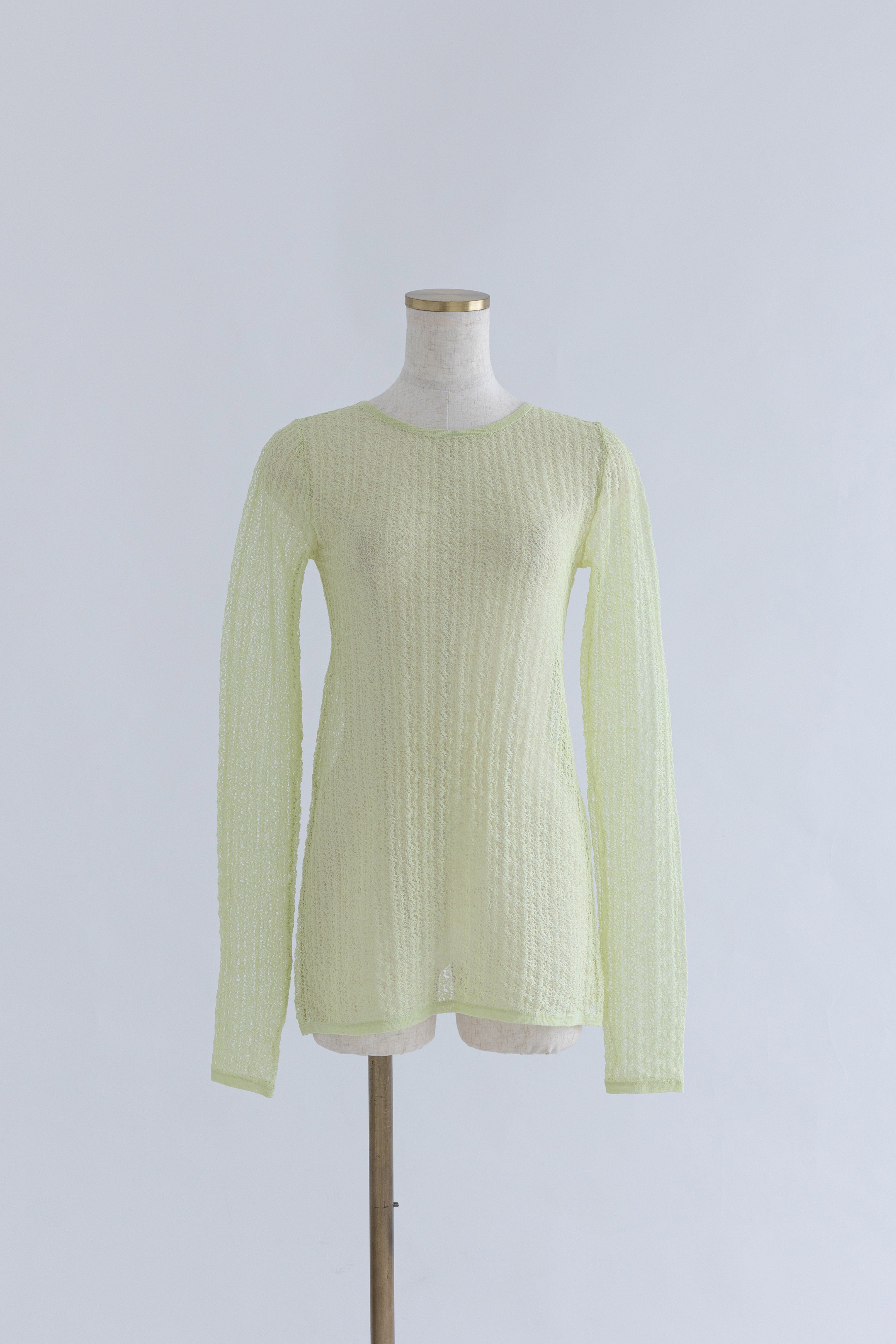 着用カラー:イエローグリーン