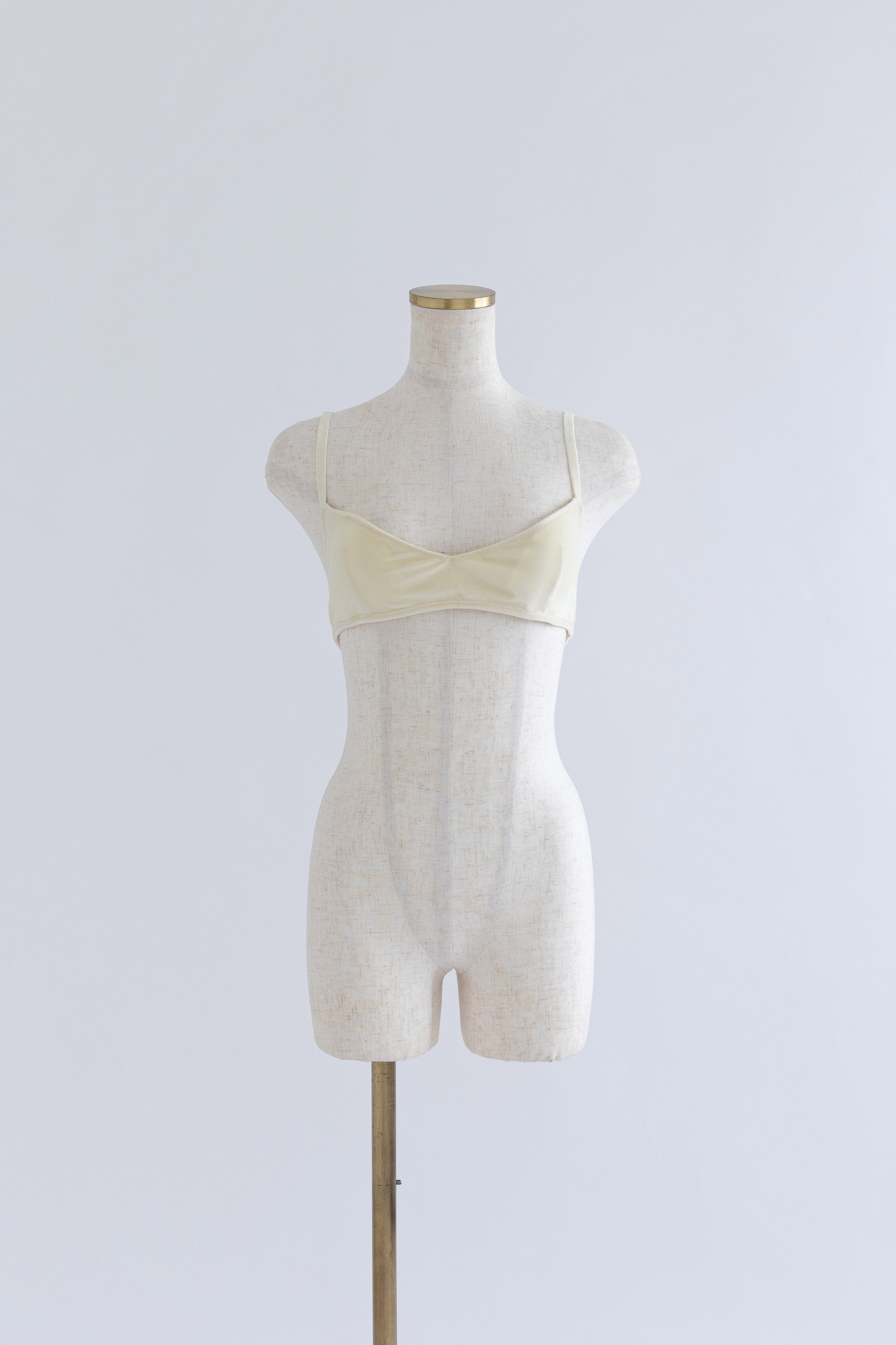 着用カラー:イエロー