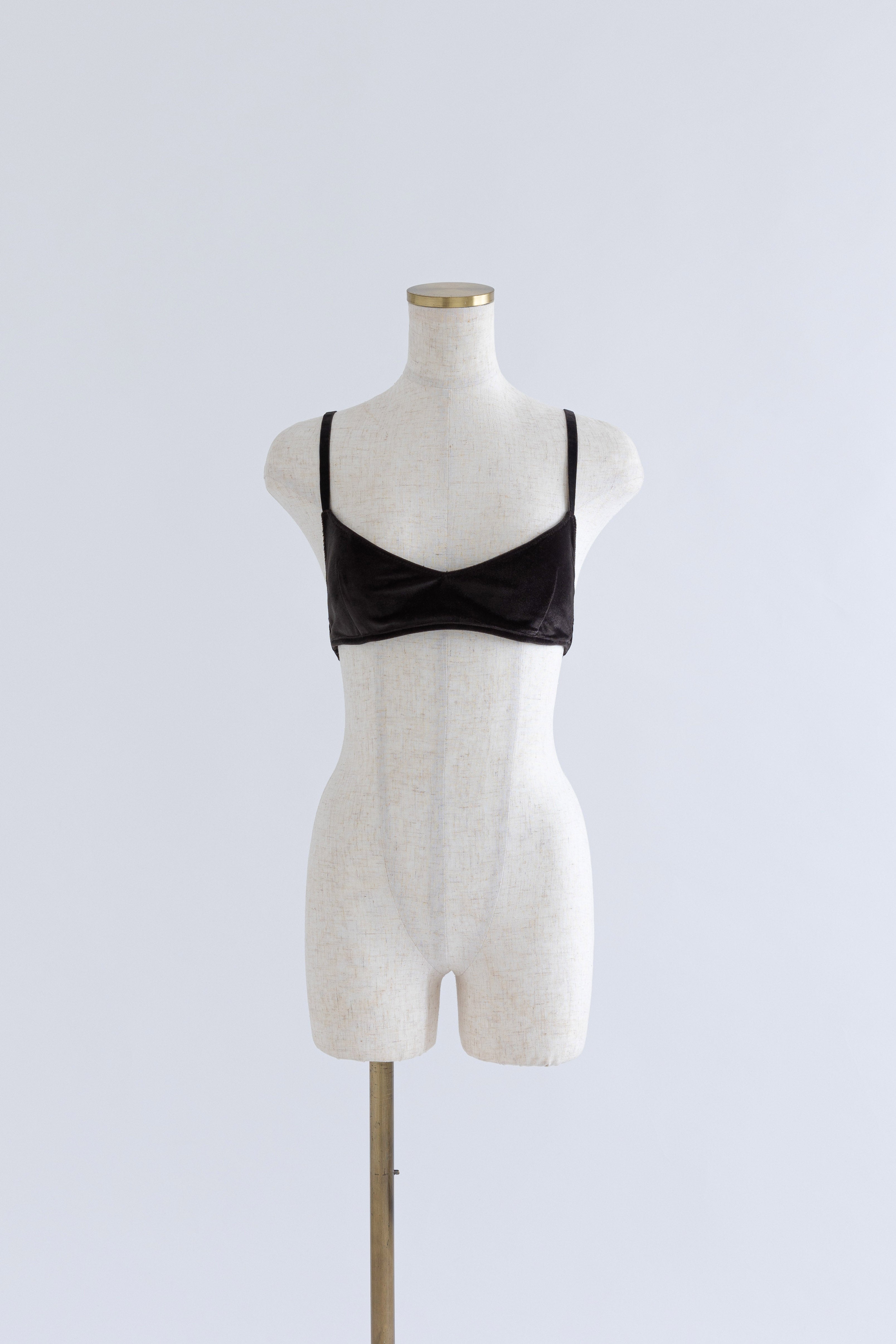 着用カラー:ブラウン