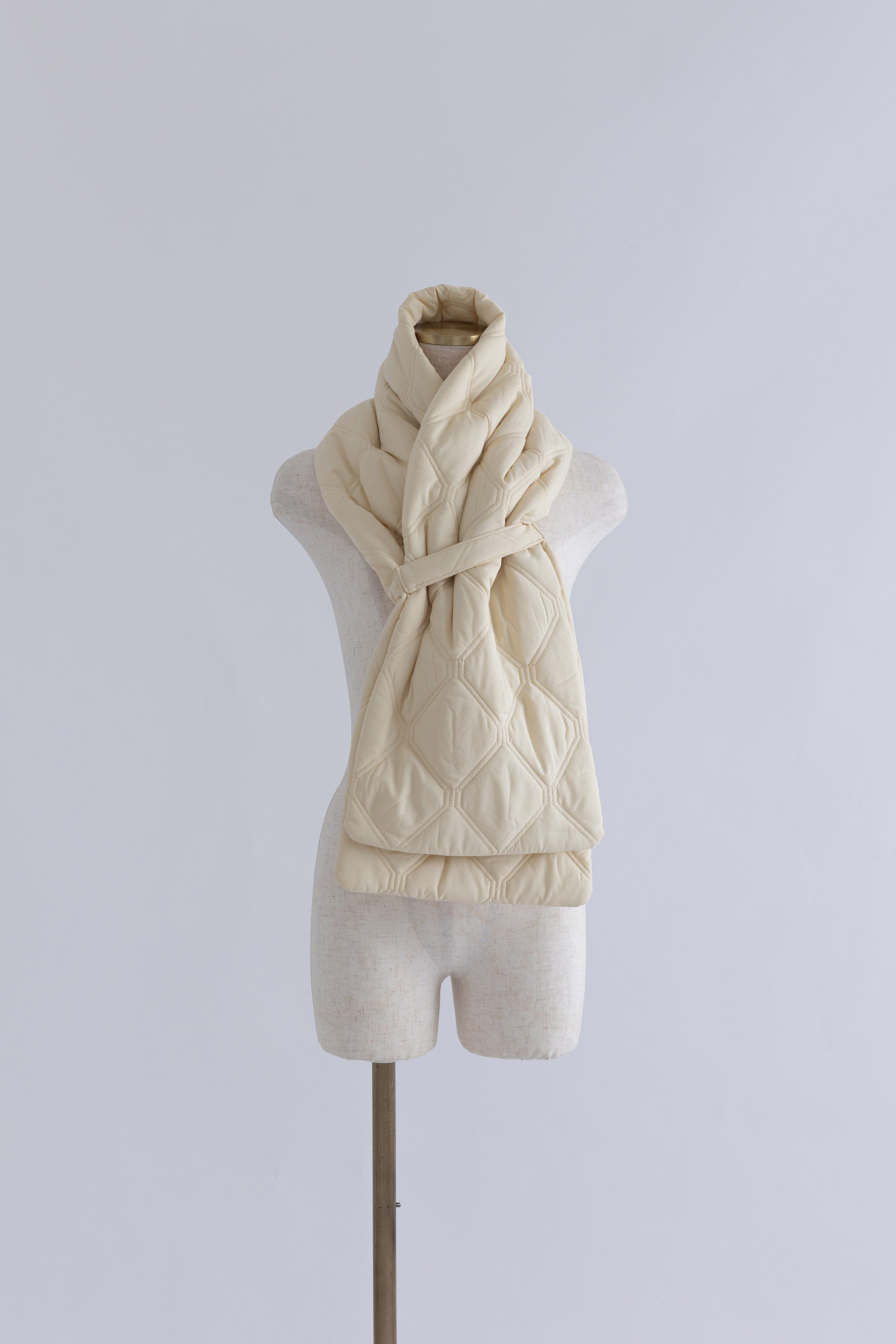 Quilting Muffler イエロー model:178cm NADIA