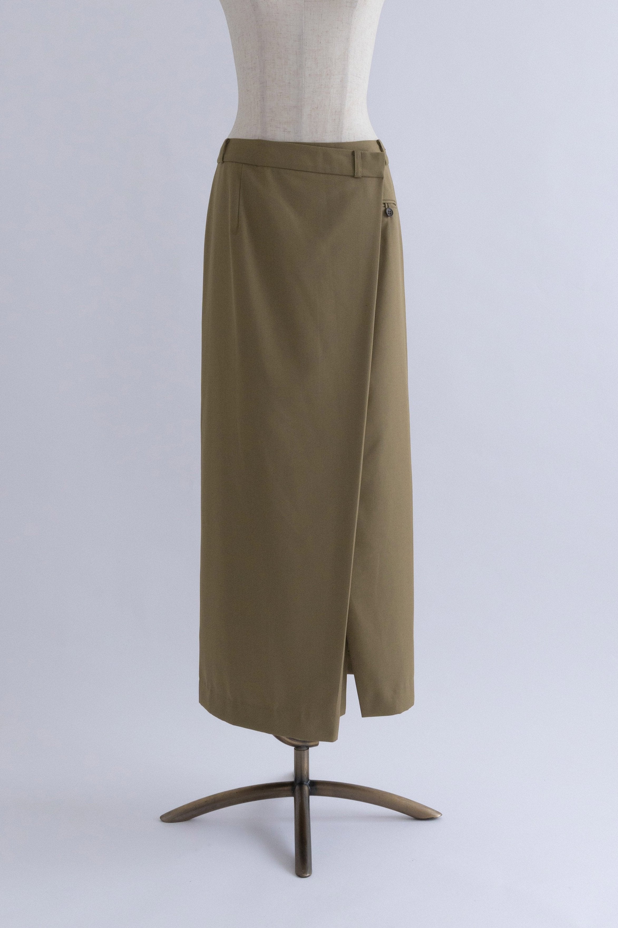 着用カラー:キャメル