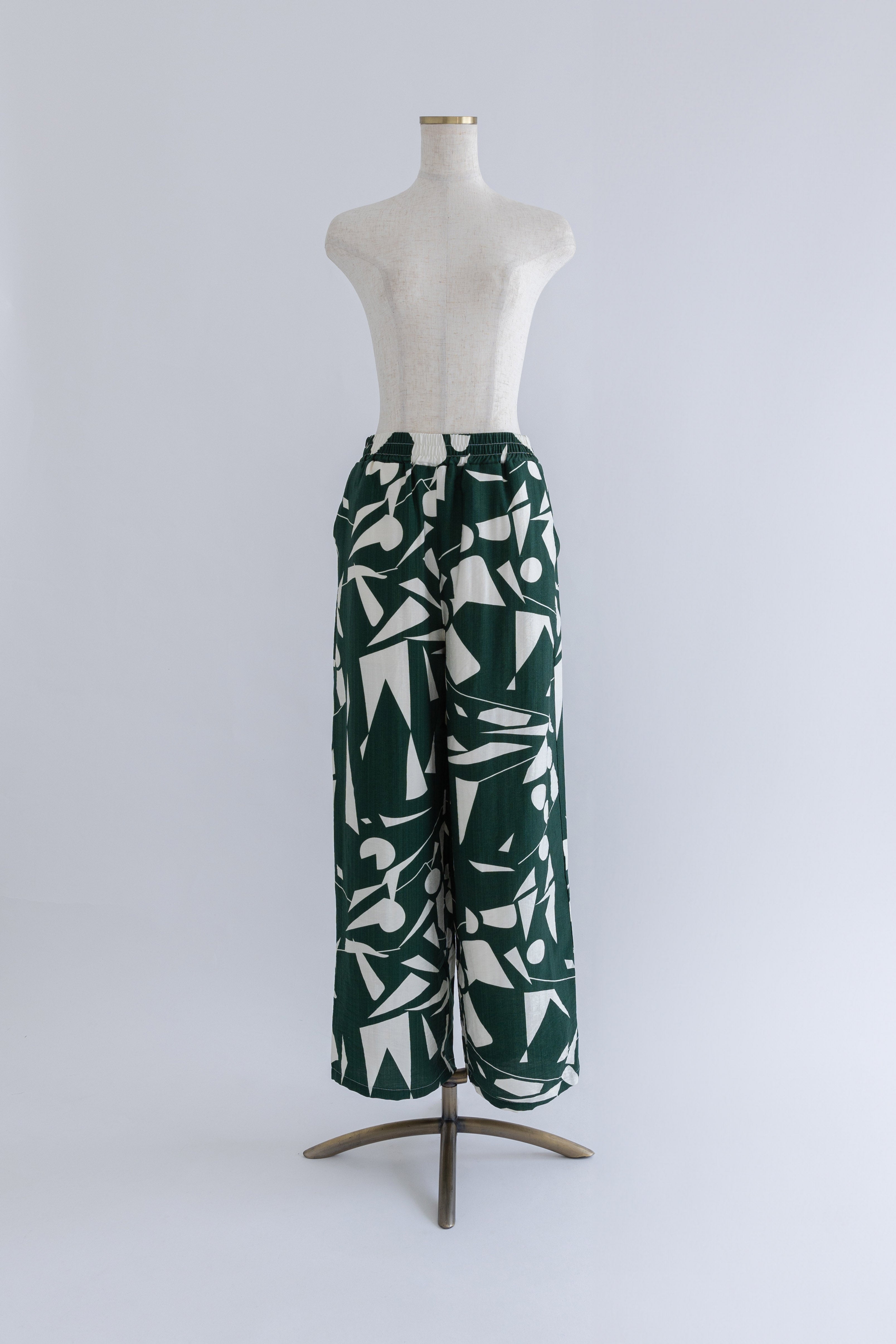 着用カラー:ブラウン