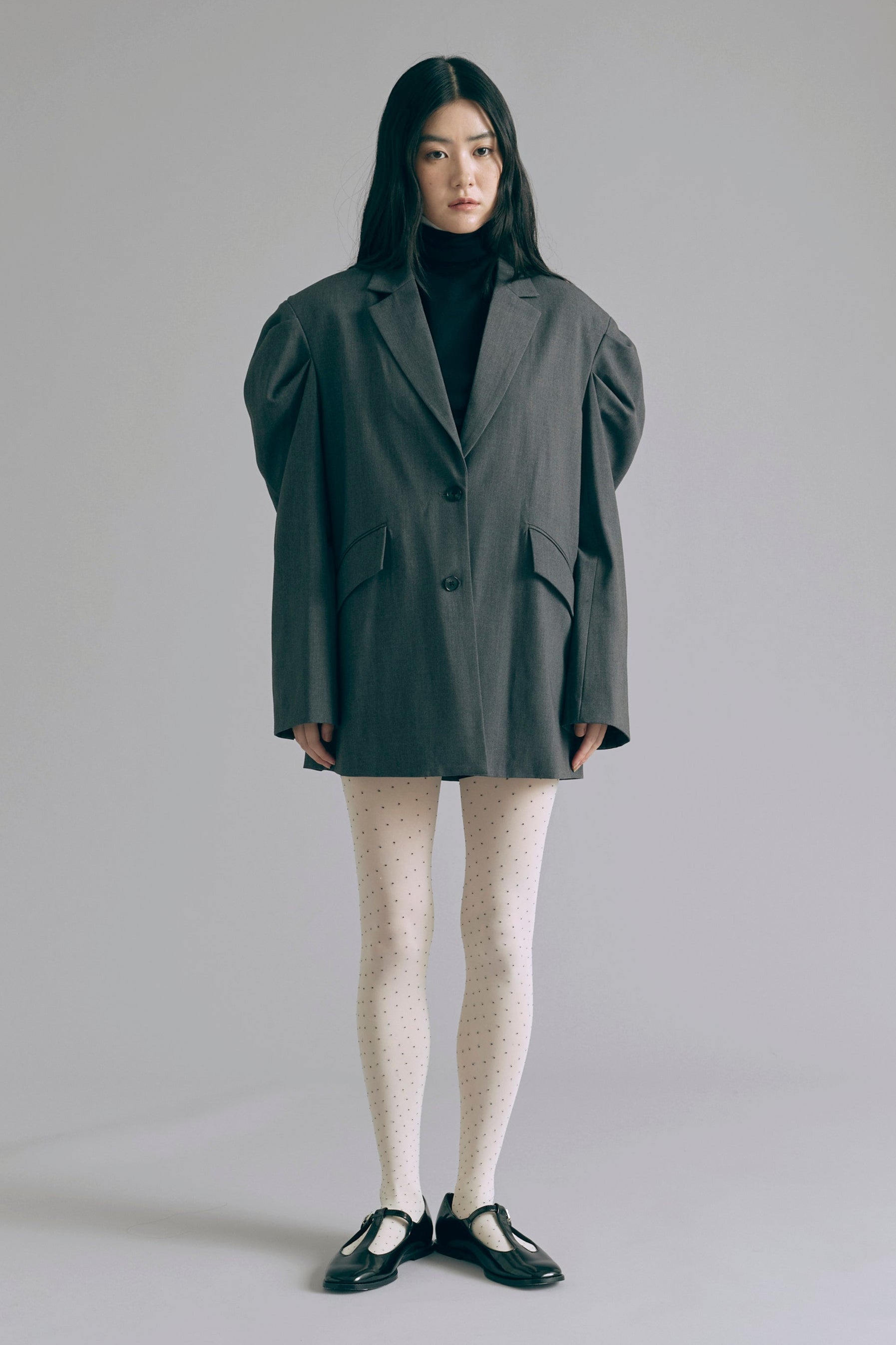 着用カラー:ブラック モデル身長:165㎝