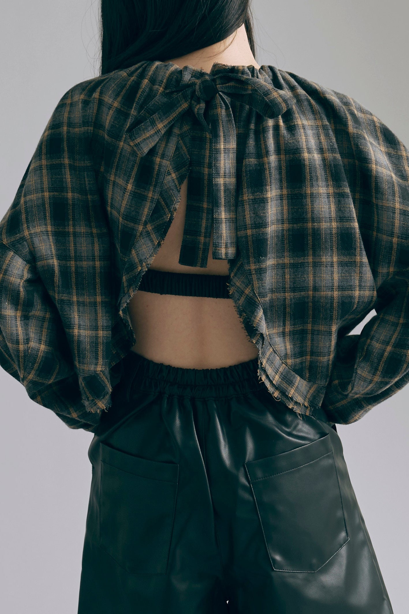 着用カラー:グレー モデル身長:165㎝