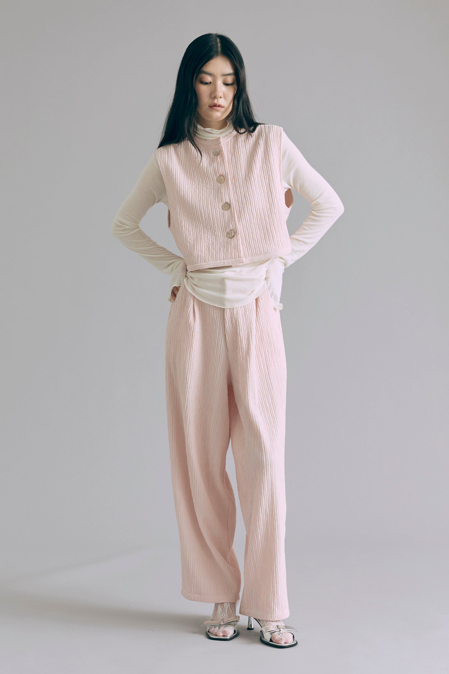 着用カラー:ピンク 着用サイズ:1 モデル身長:165cm