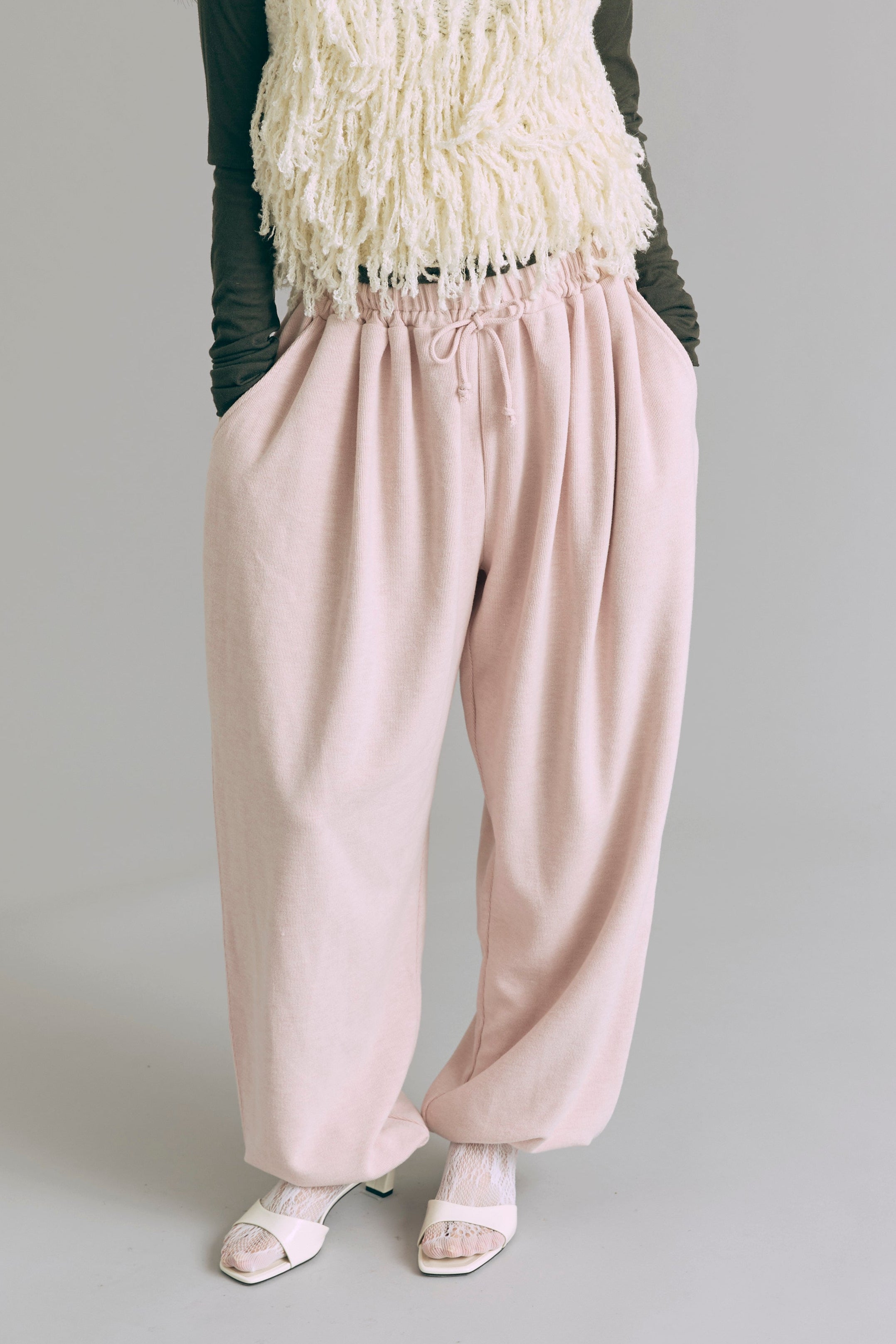 着用カラー:ピンク 着用サイズ:1 モデル身長:165cm