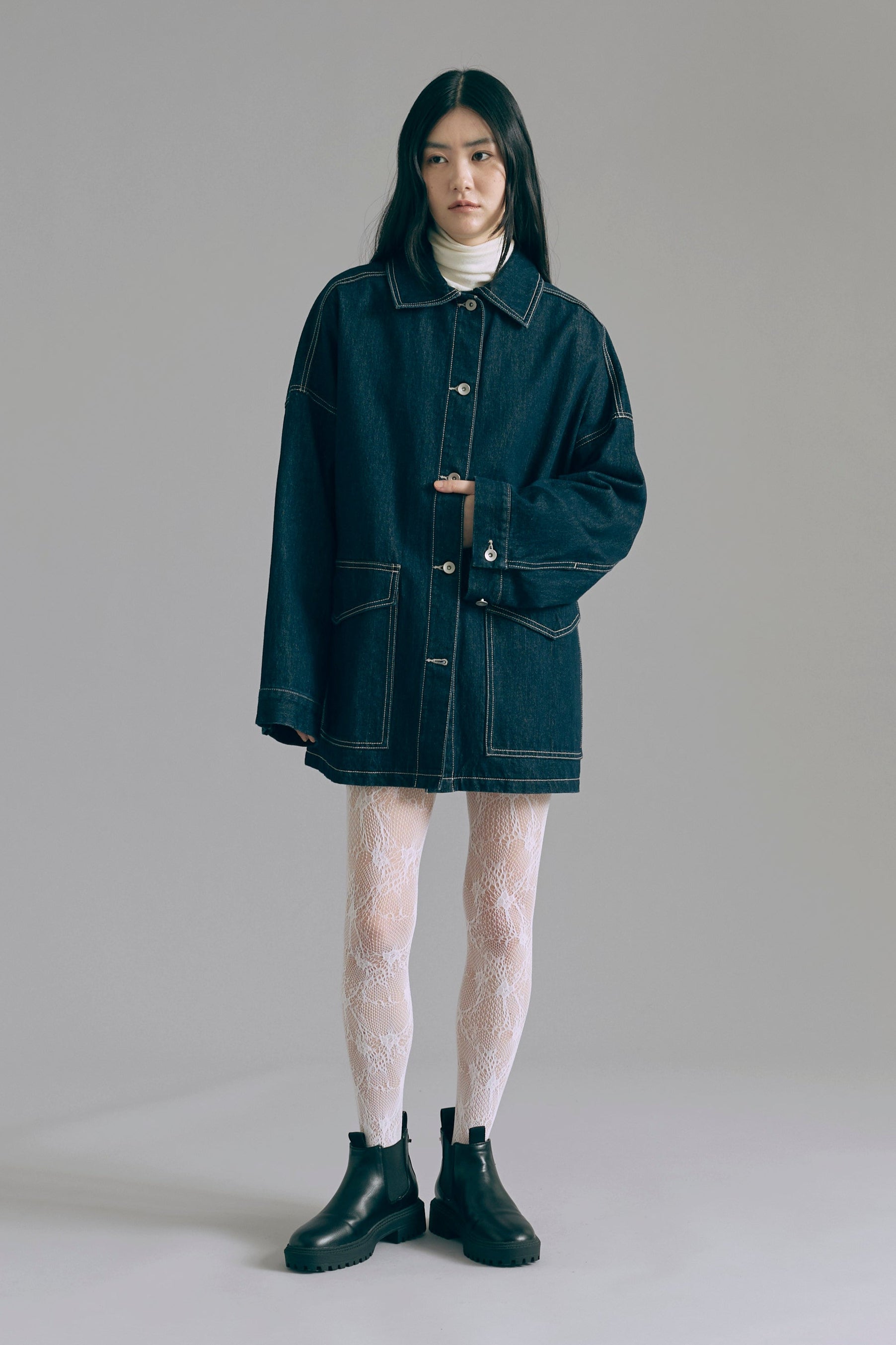 着用カラー:インディゴ 着用サイズ:1 モデル身長:165cm
