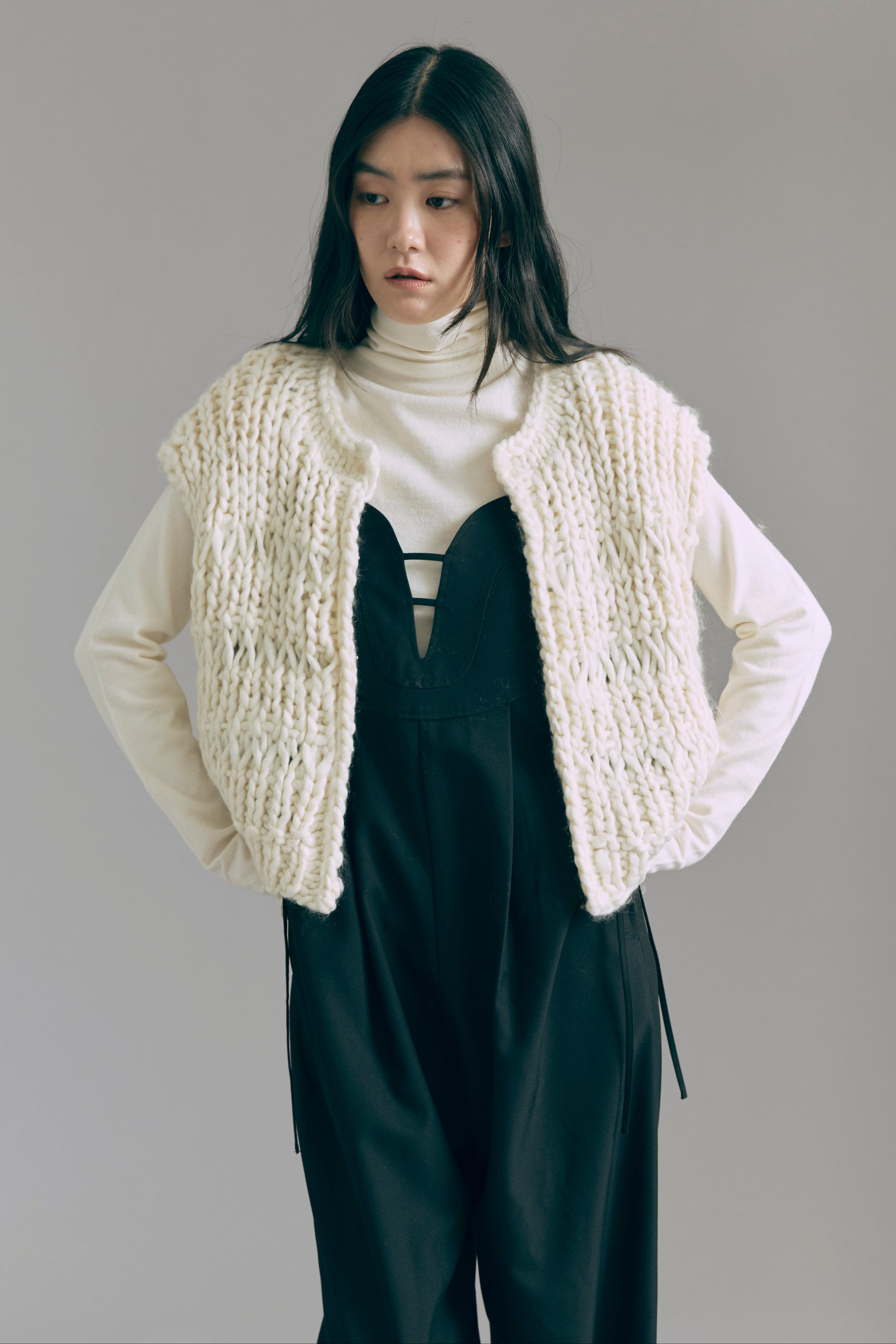 着用カラー:アイボリー モデル身長:165㎝