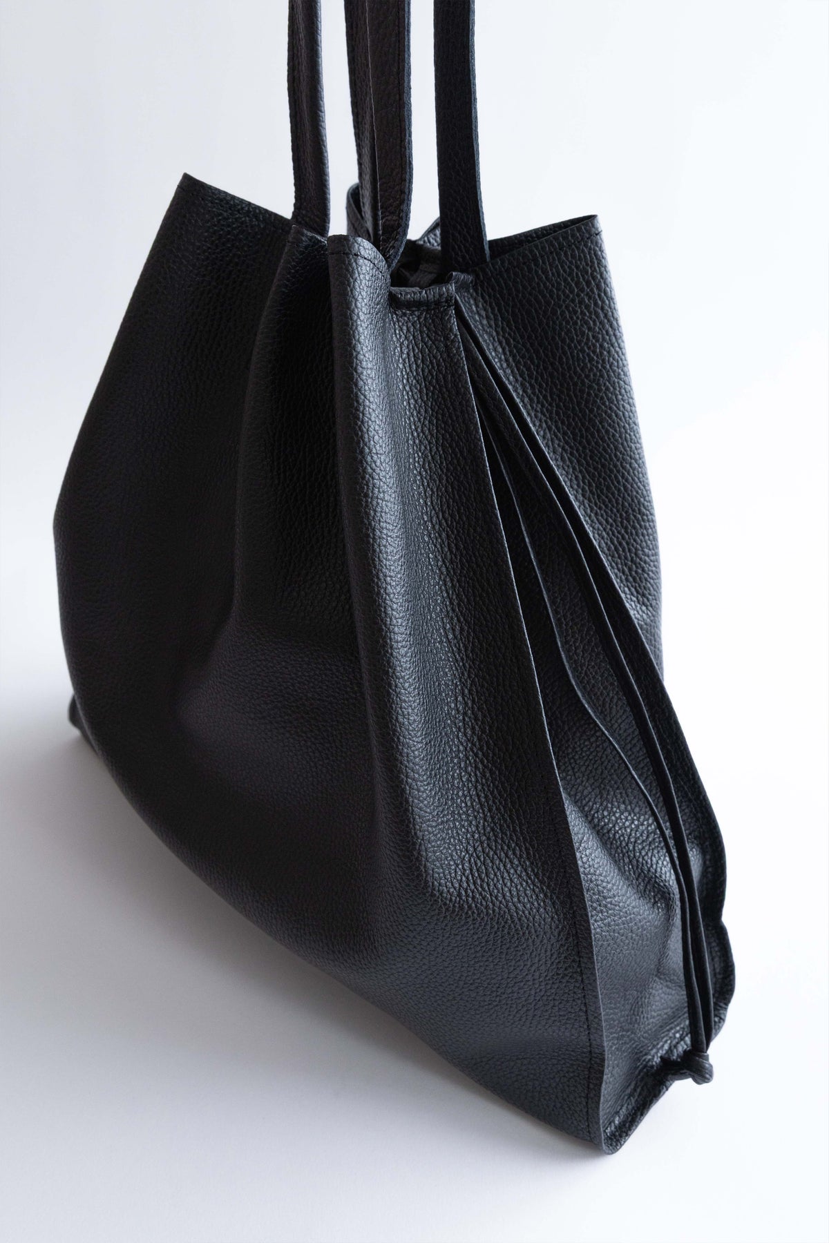 Squeeze Big Tote ブラック
