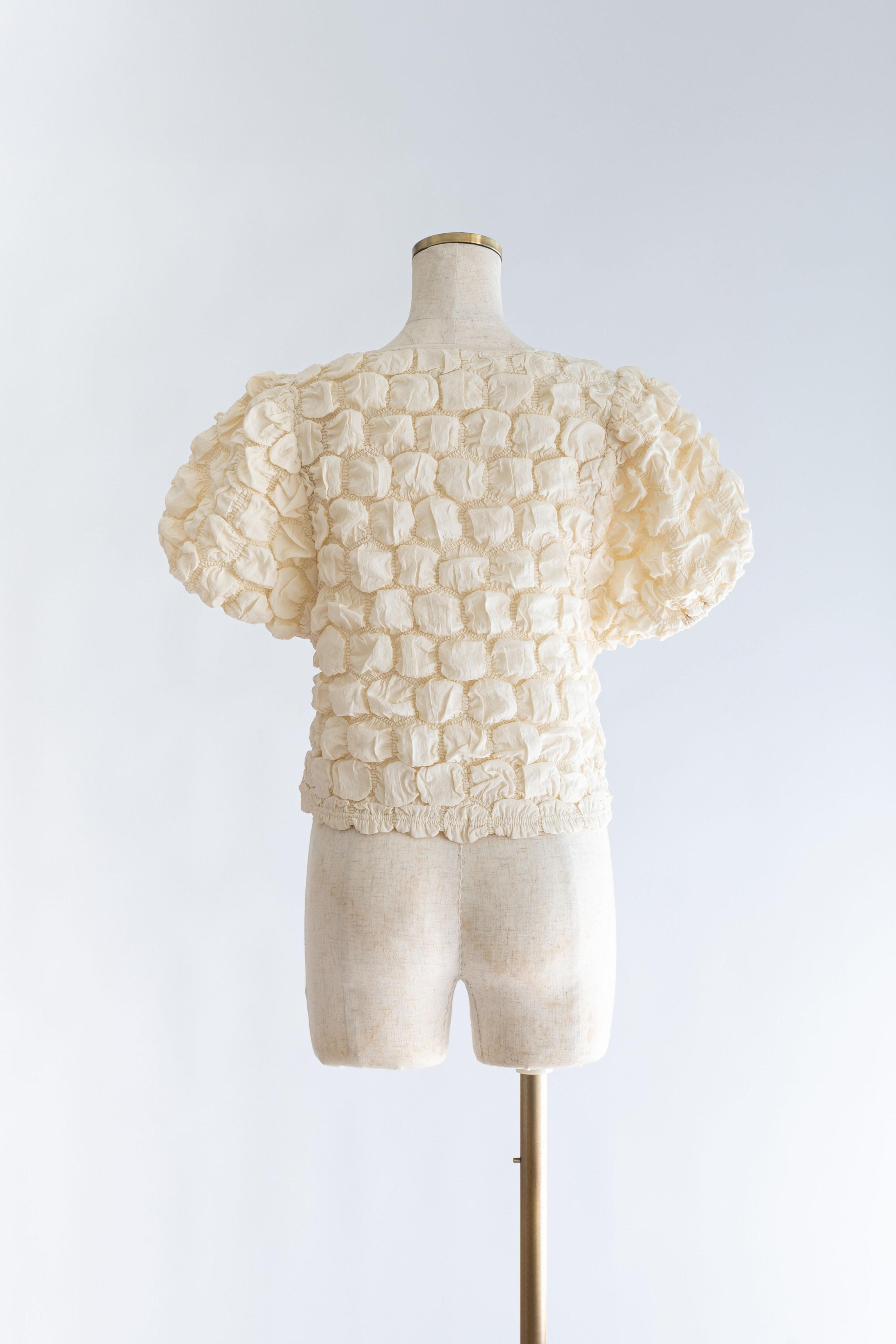 Puff Smocked Short Blouse アイボリー