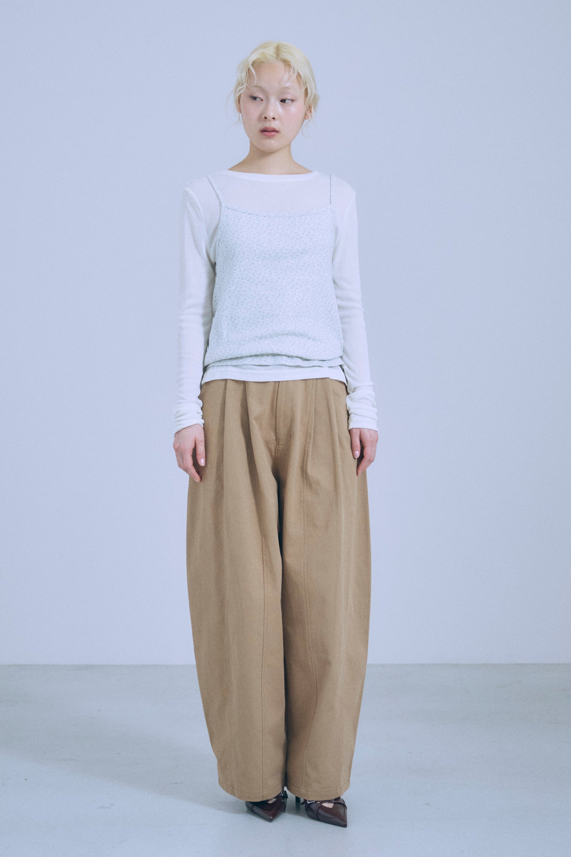 着用カラー:オートミール モデル身長:162㎝