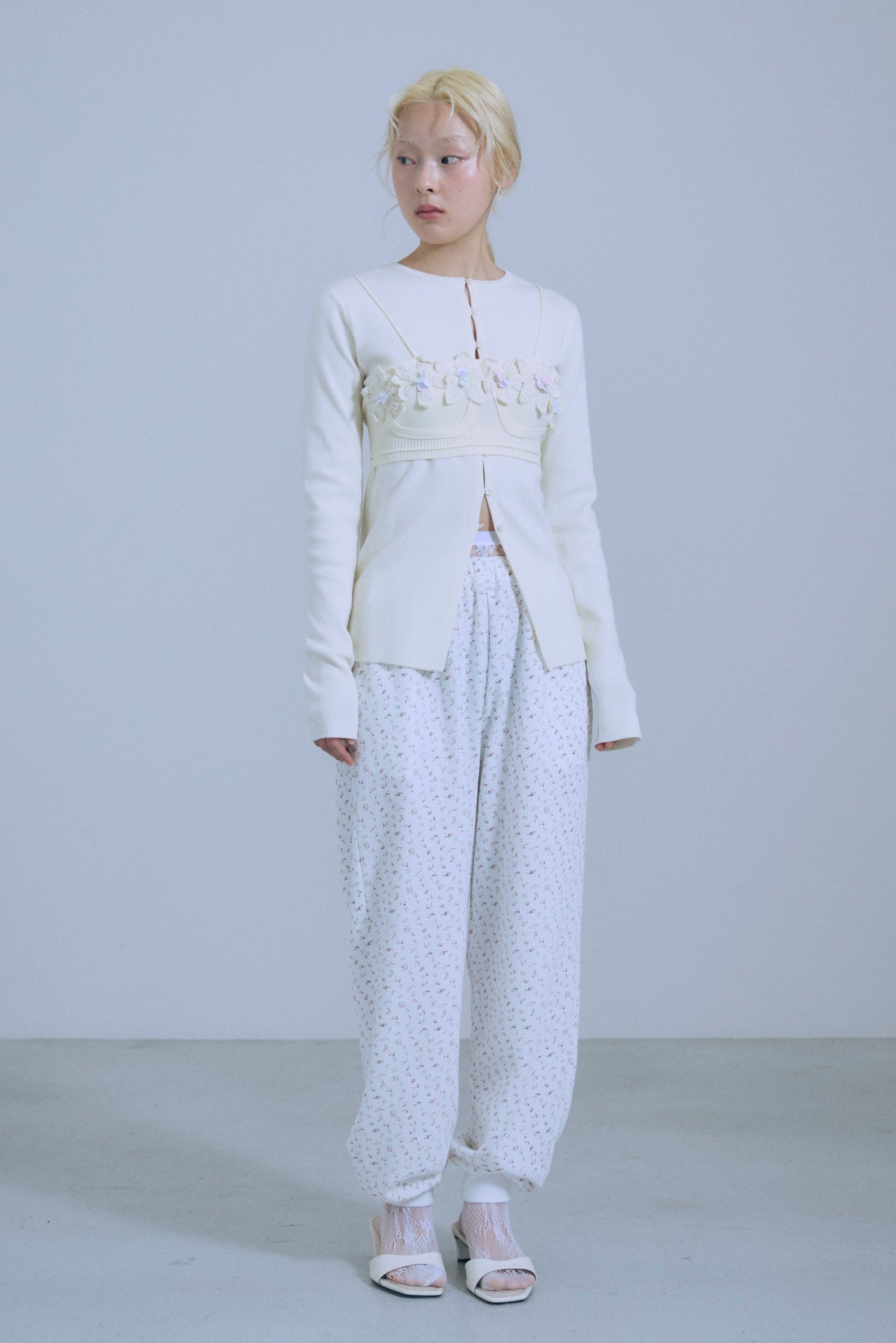 着用カラー:アイボリー モデル身長:162㎝