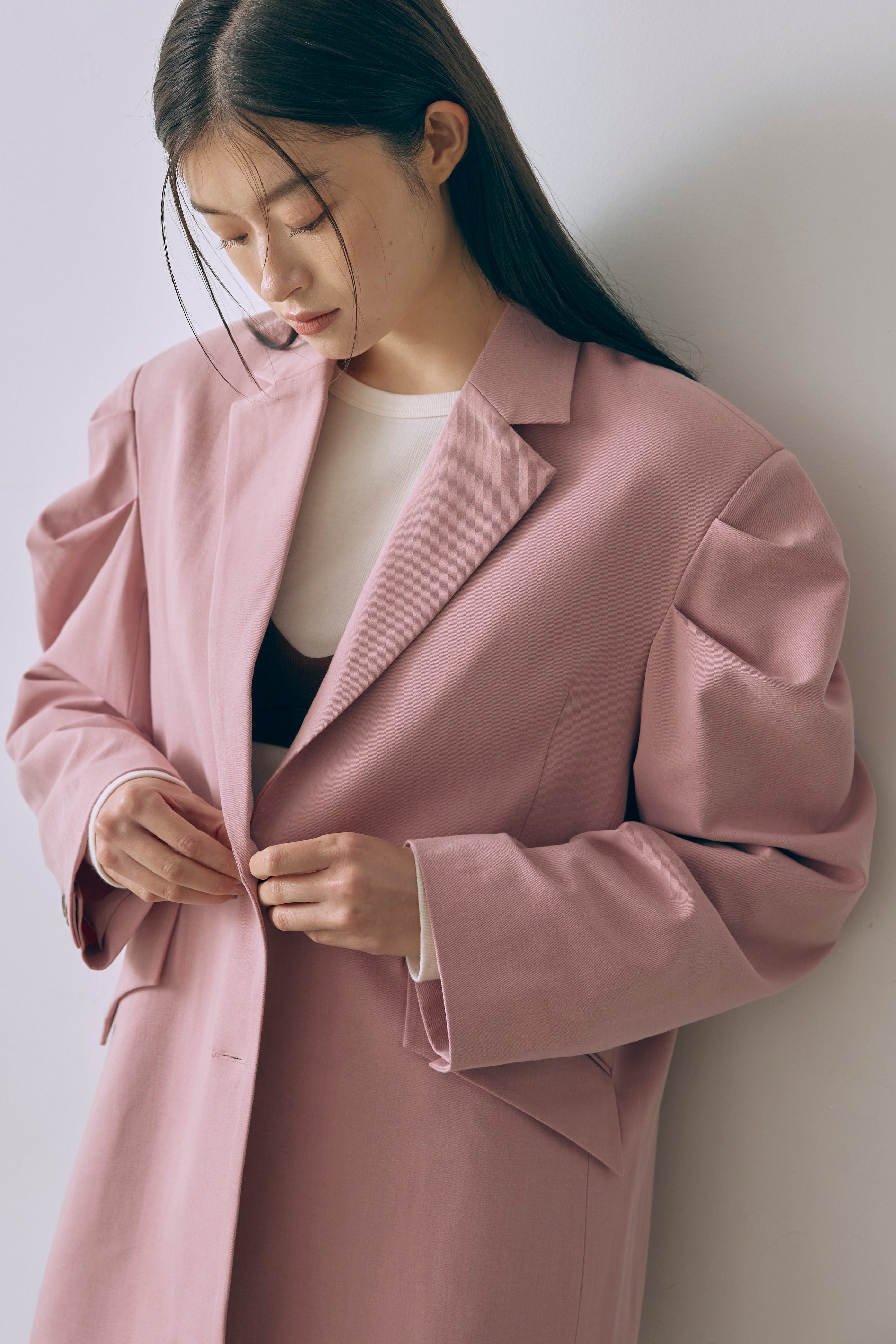 Gathered Shoulder Fitted Jacket ピンク size:1 model:171cm YUUMIKO