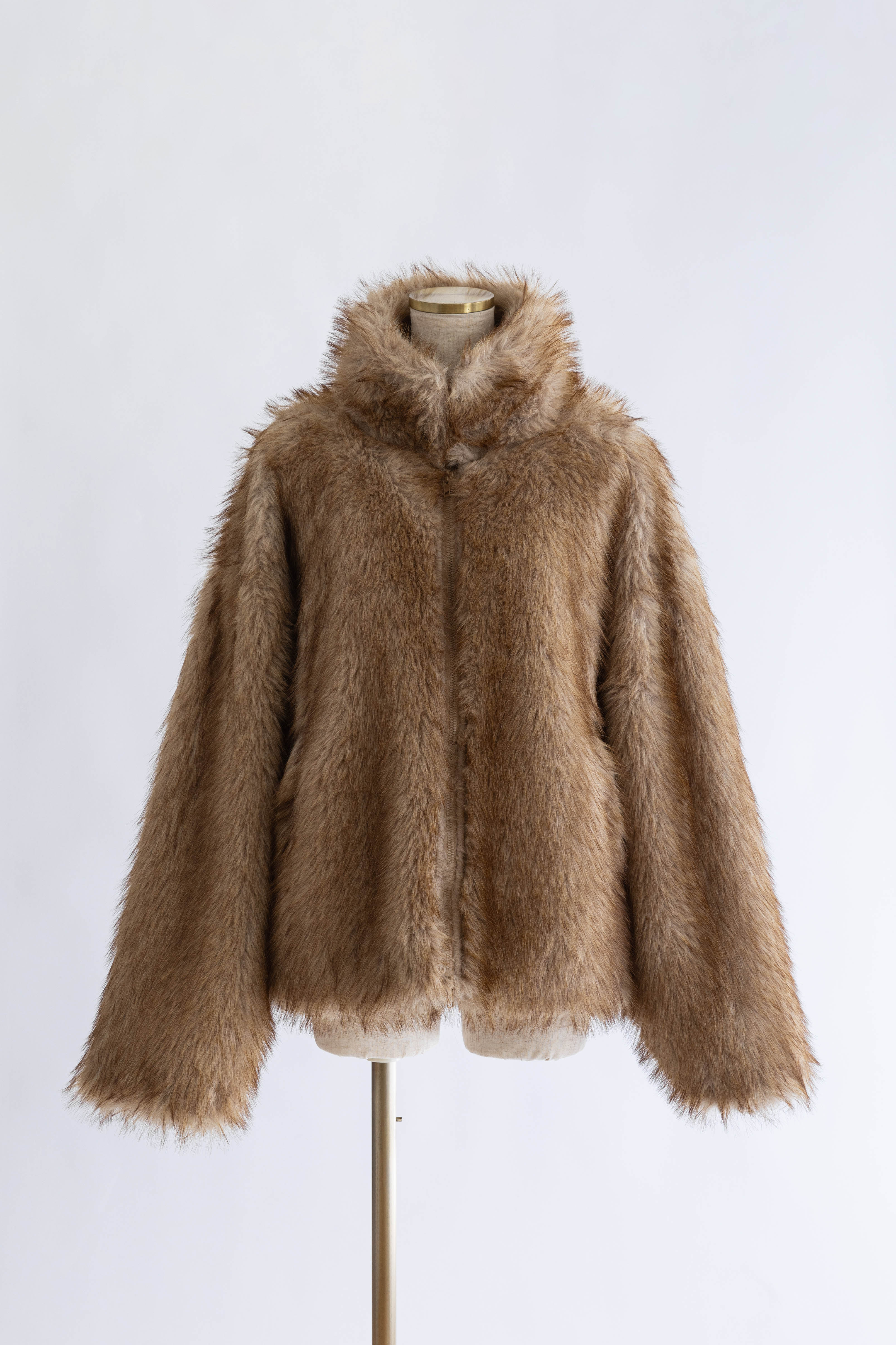 着用カラー:キャメル