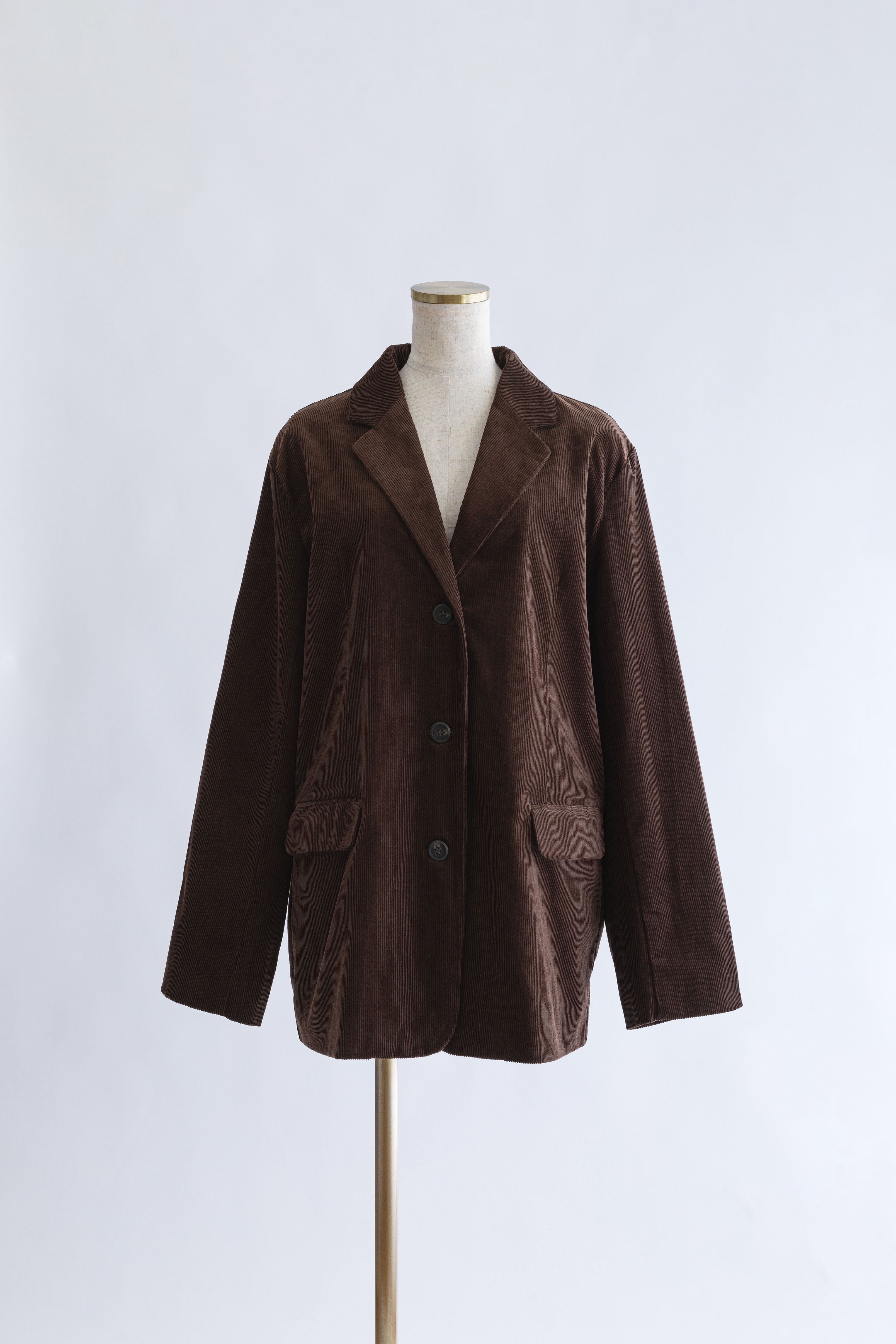 着用カラー:ブラウン