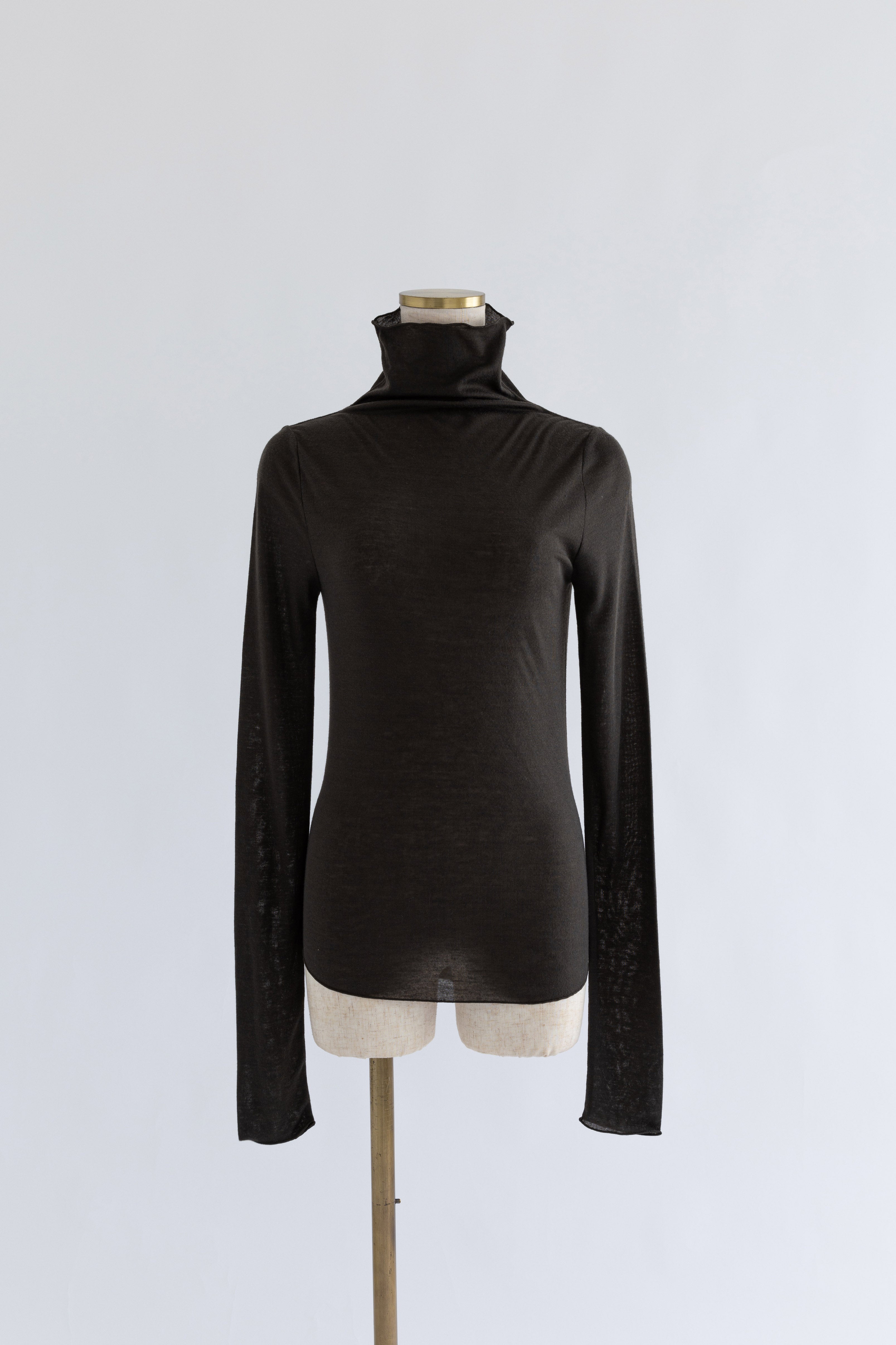 着用カラー:ダークブラウン