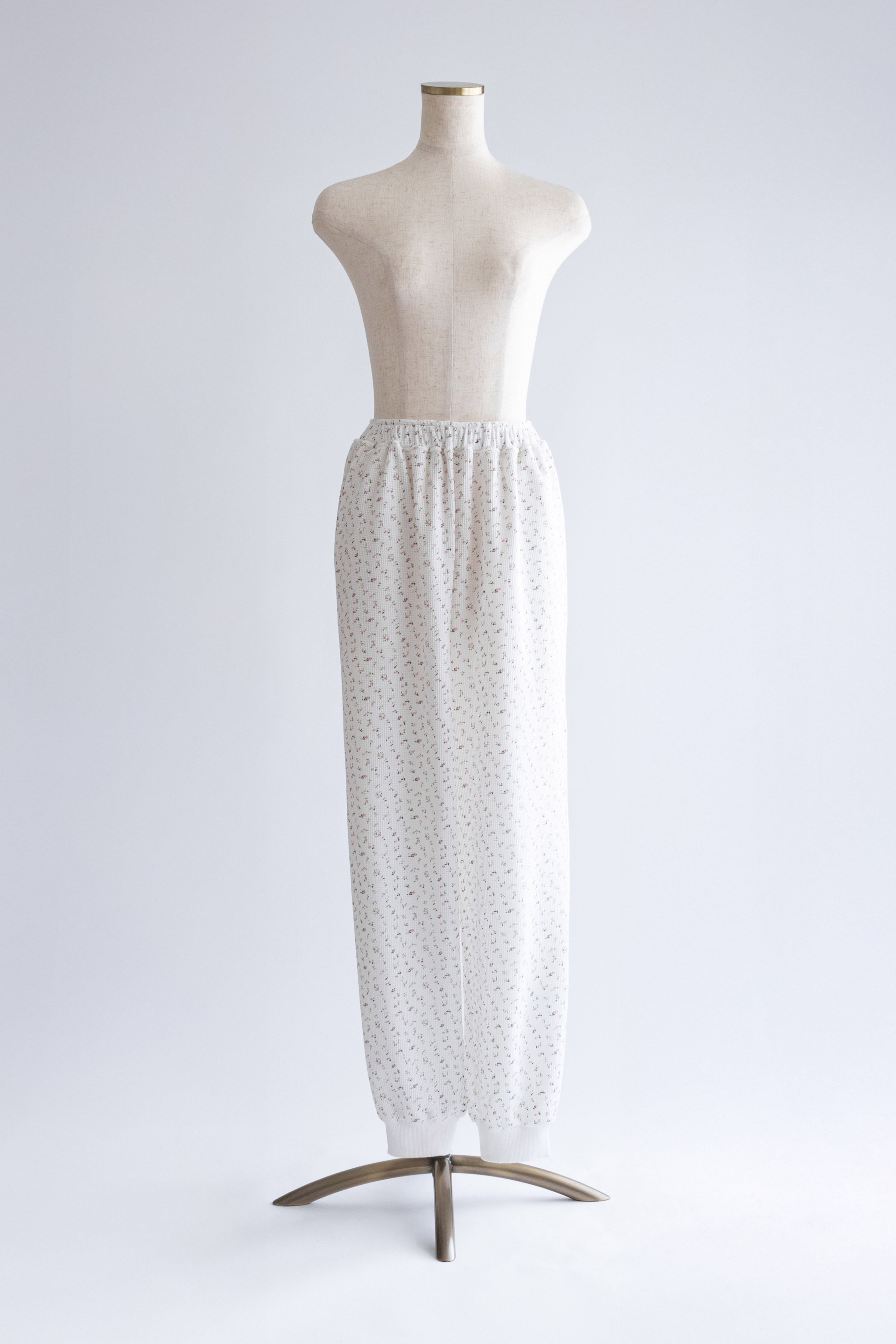 着用カラー:アイボリー