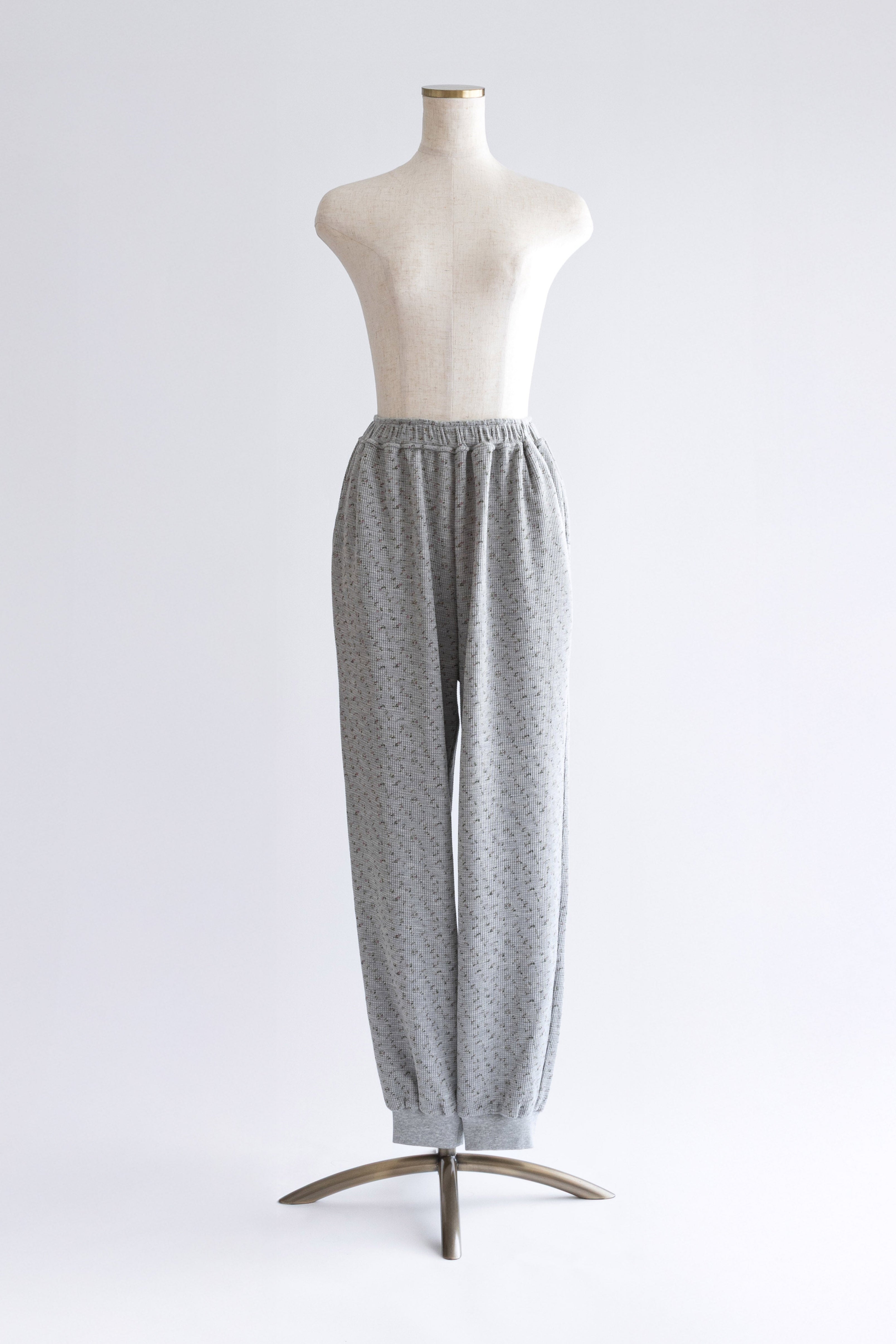 着用カラー:グレー