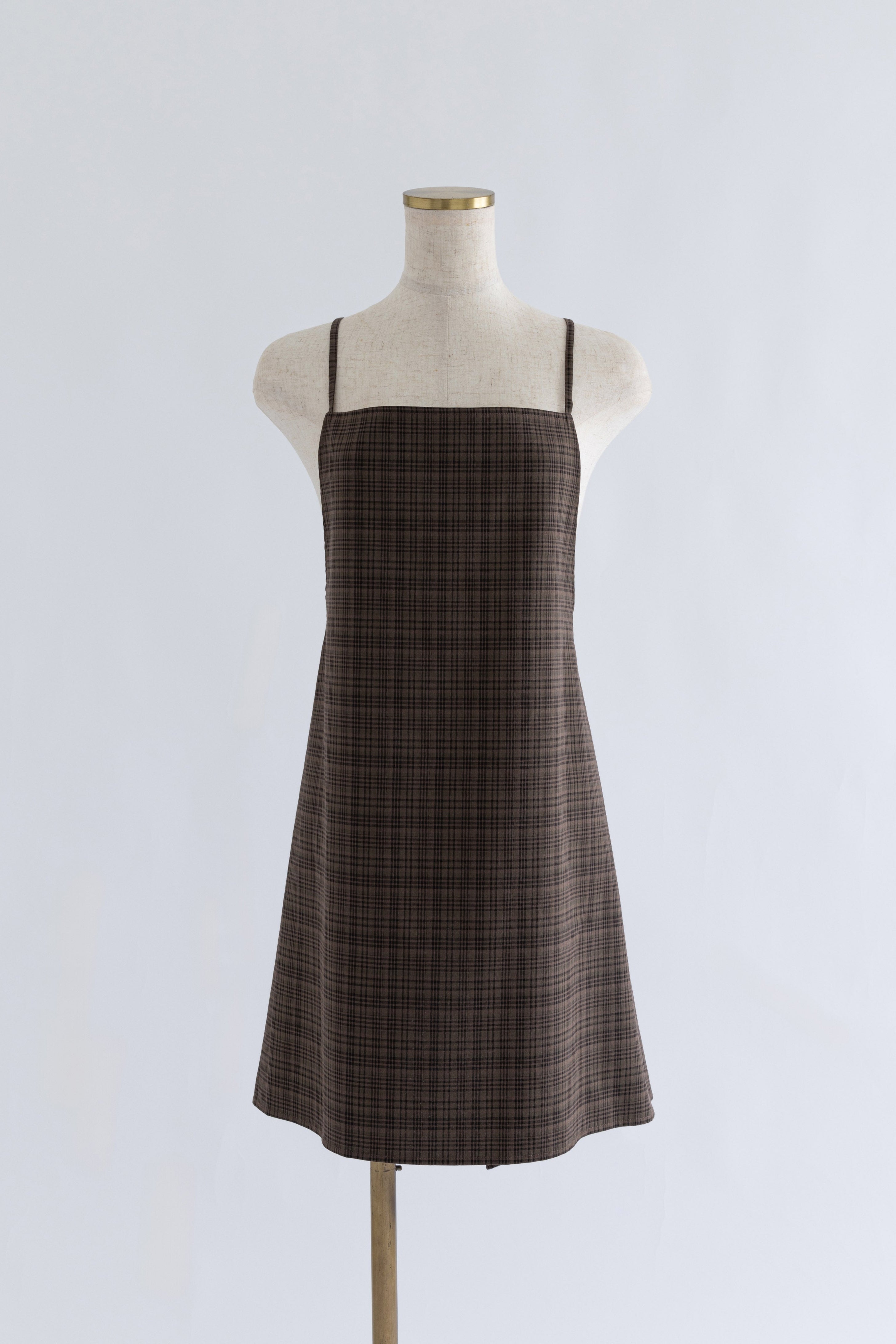 着用カラー:ブラウン