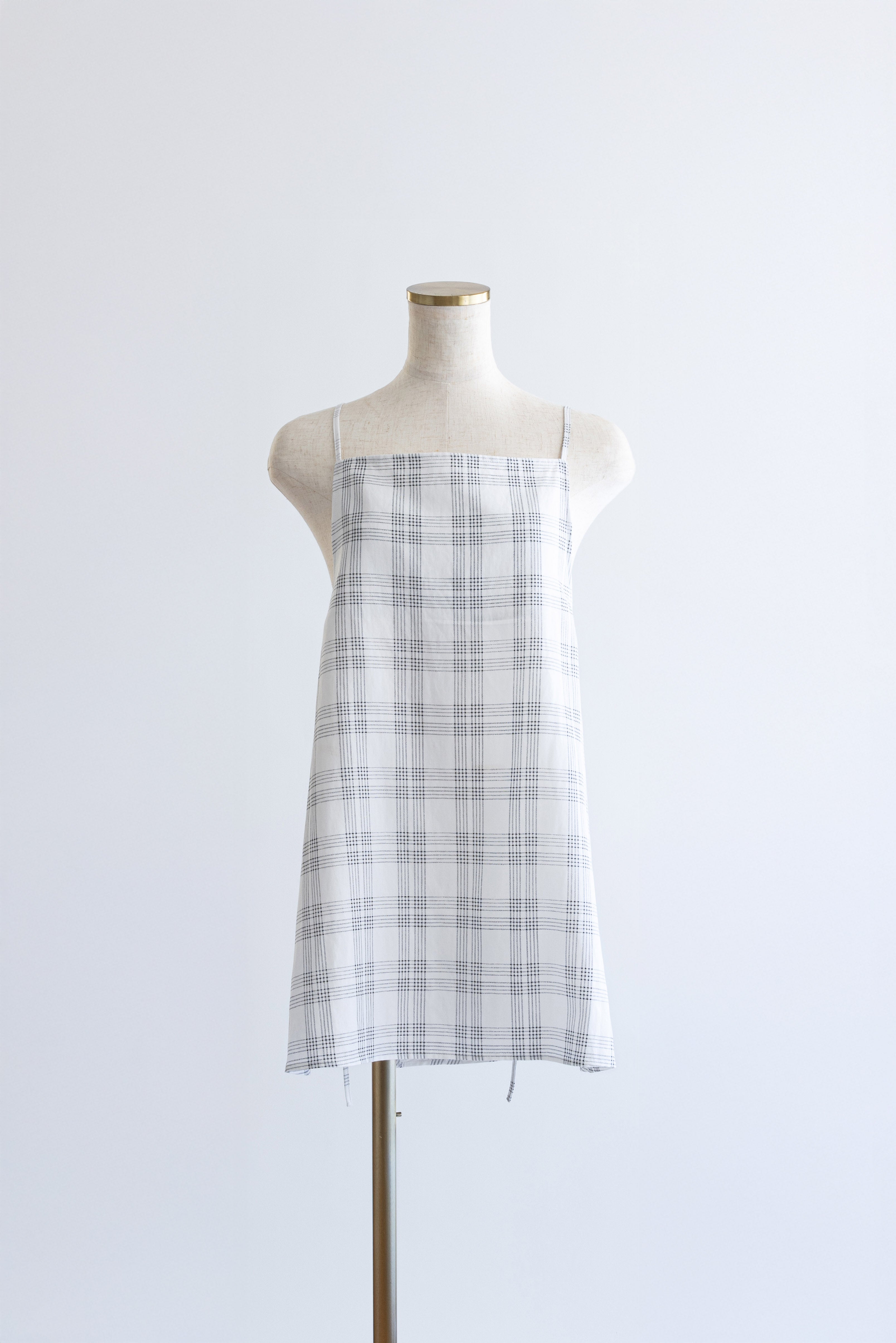 着用カラー:ホワイト