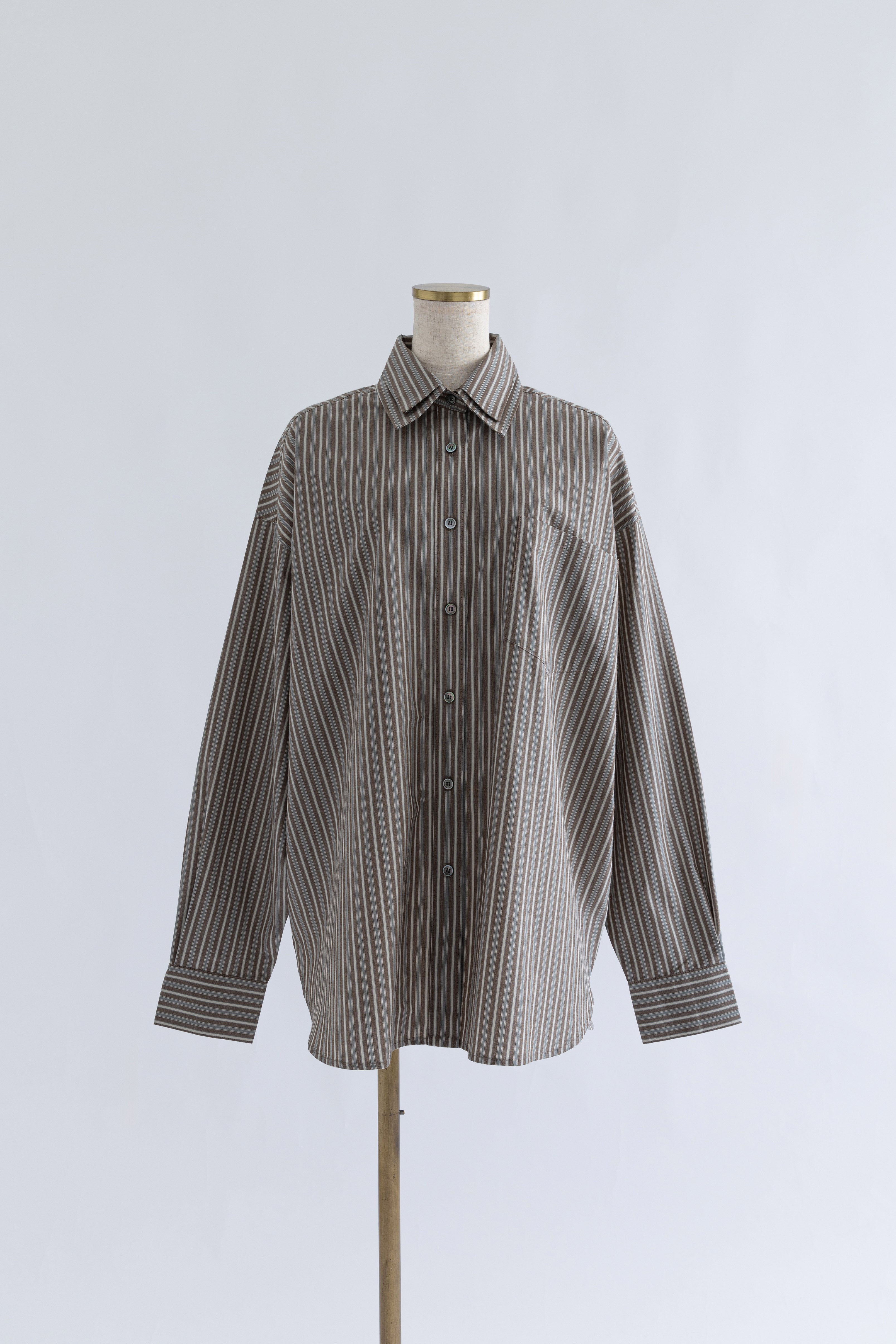 着用カラー:ブラウン