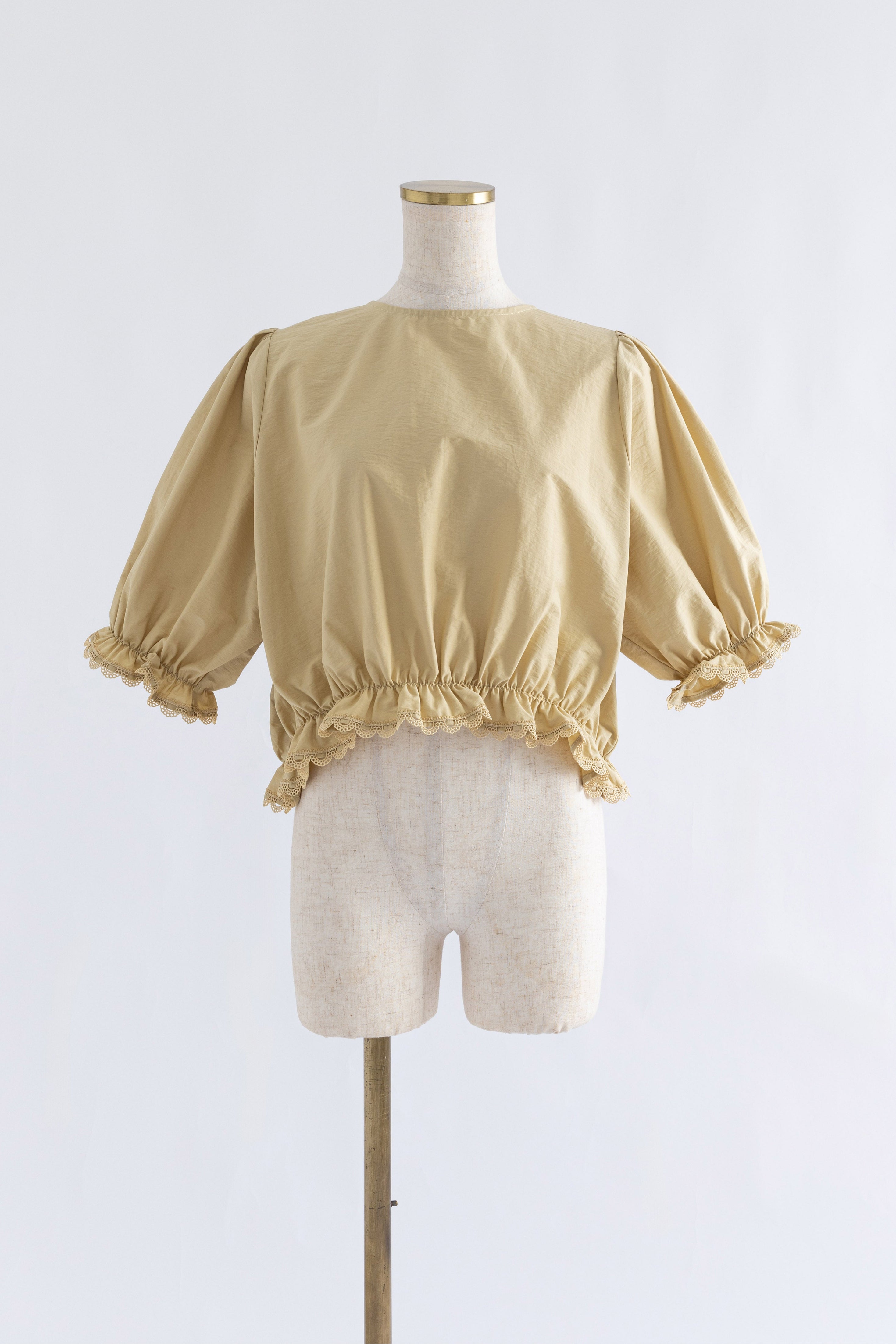 着用カラー:イエロー