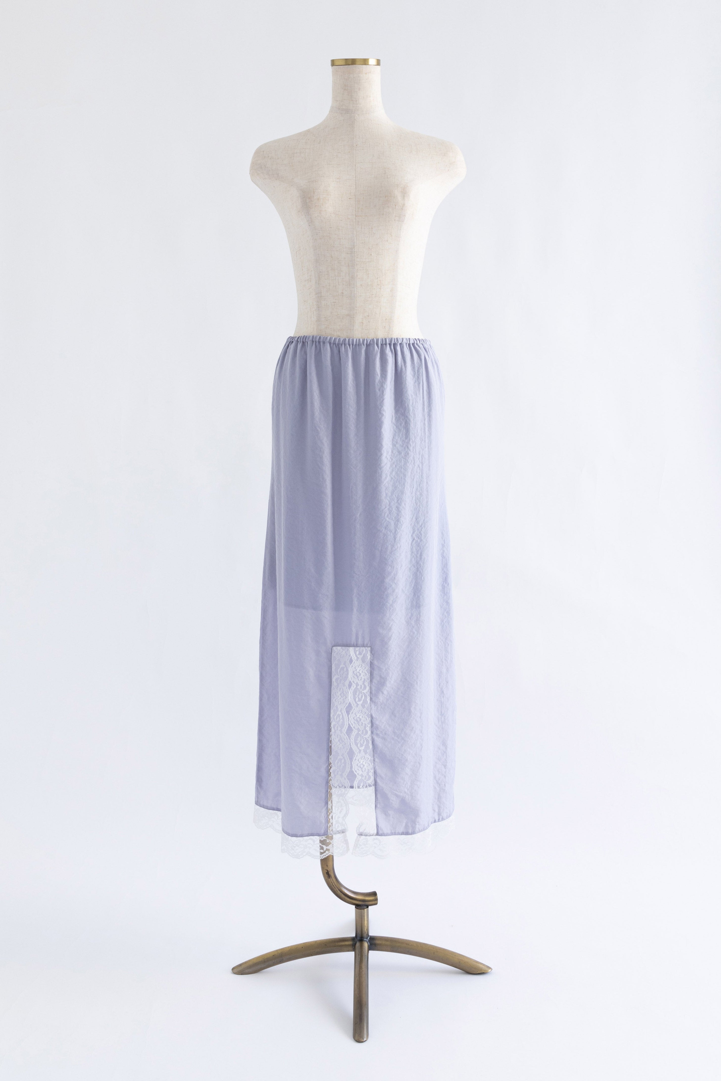 着用カラー:ブルー