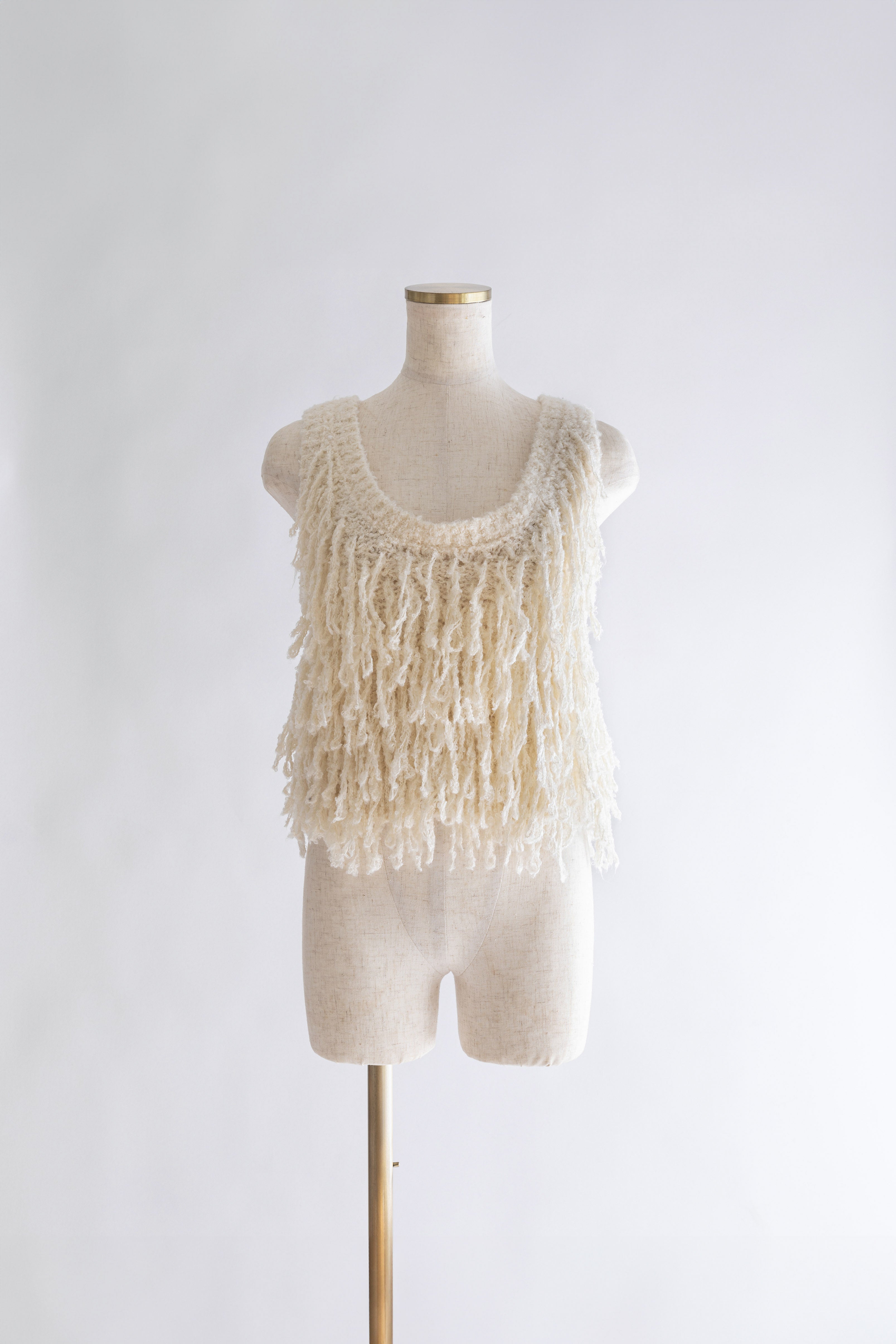 着用カラー:アイボリー