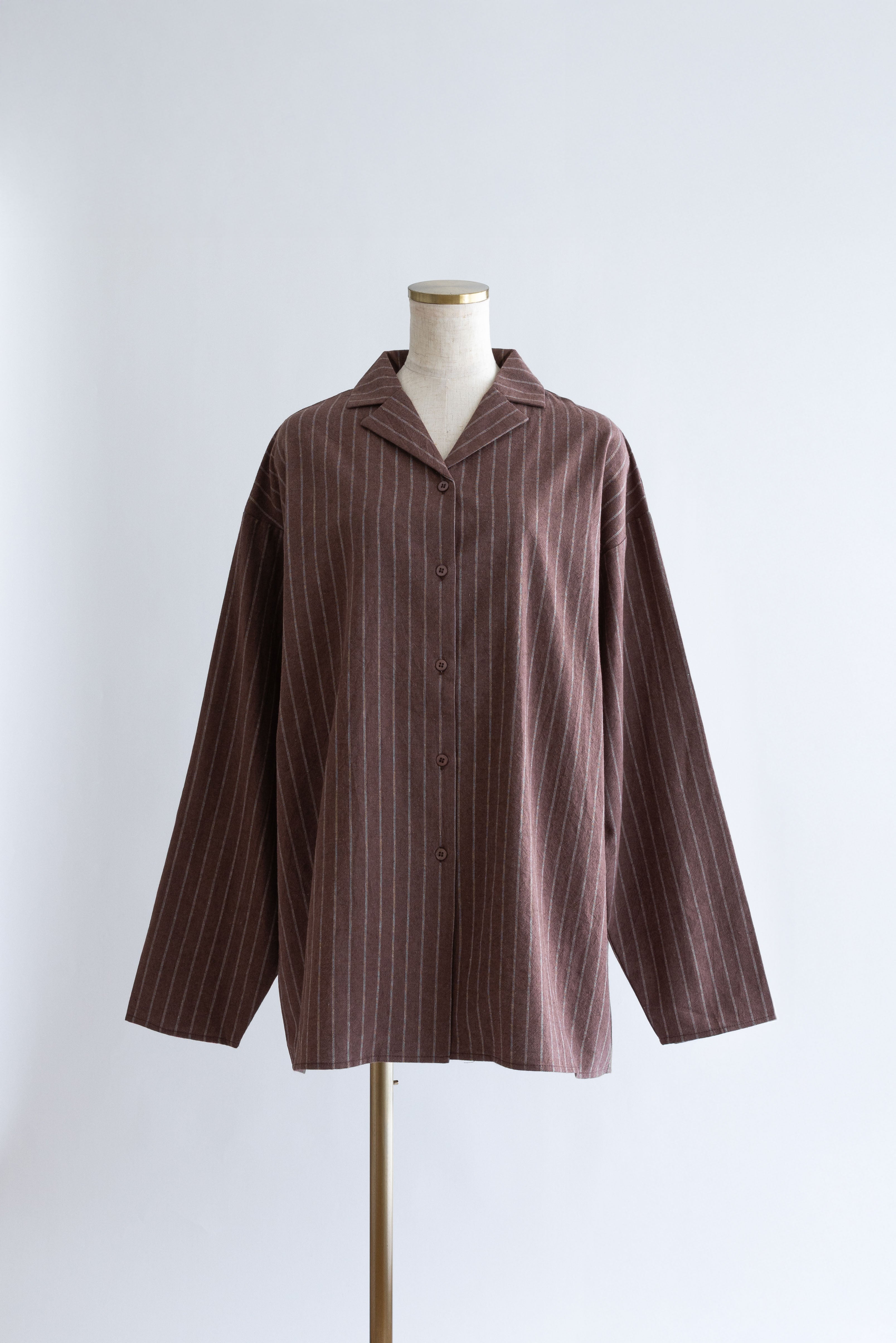 着用カラー:ブラウン