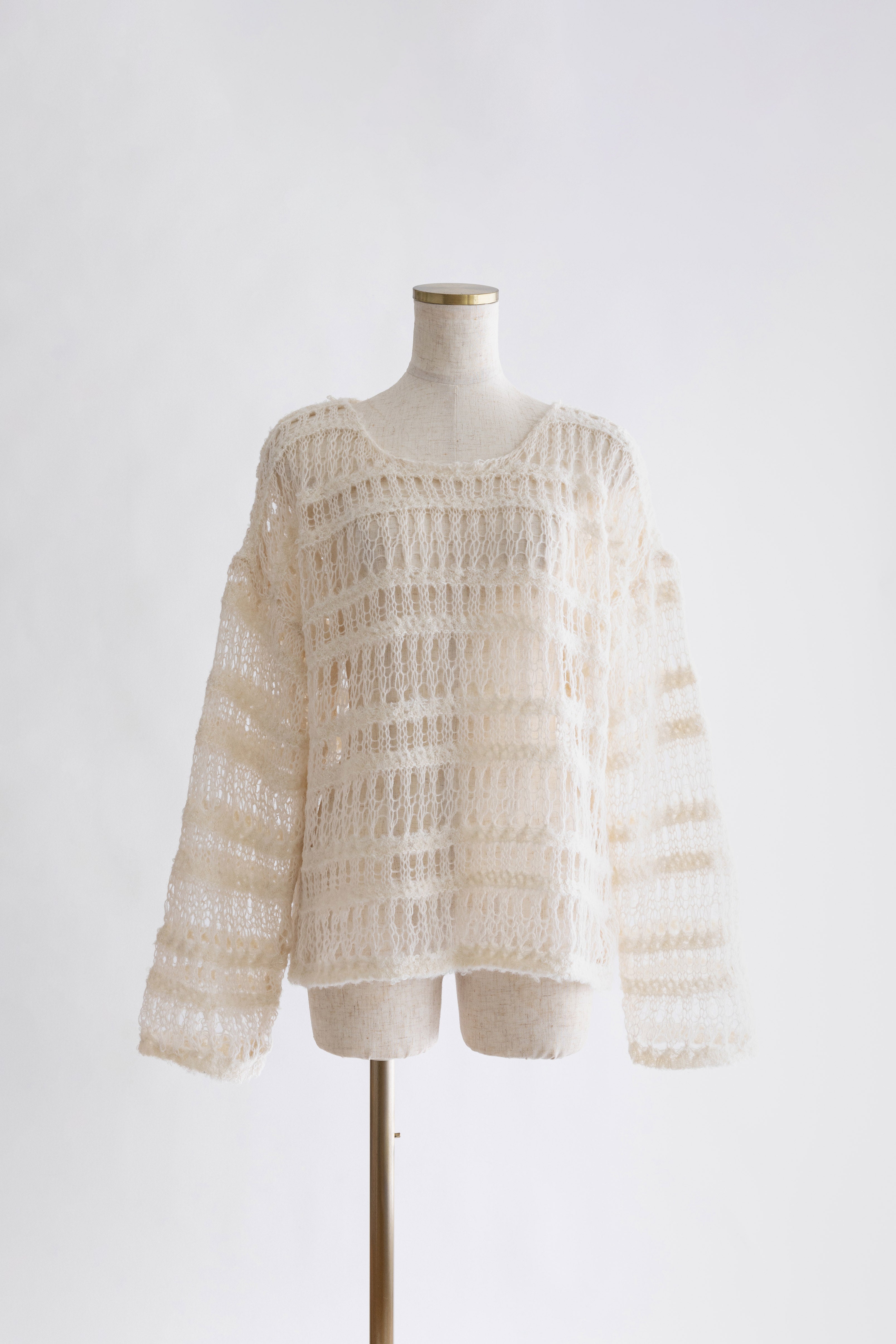 着用カラー:アイボリー