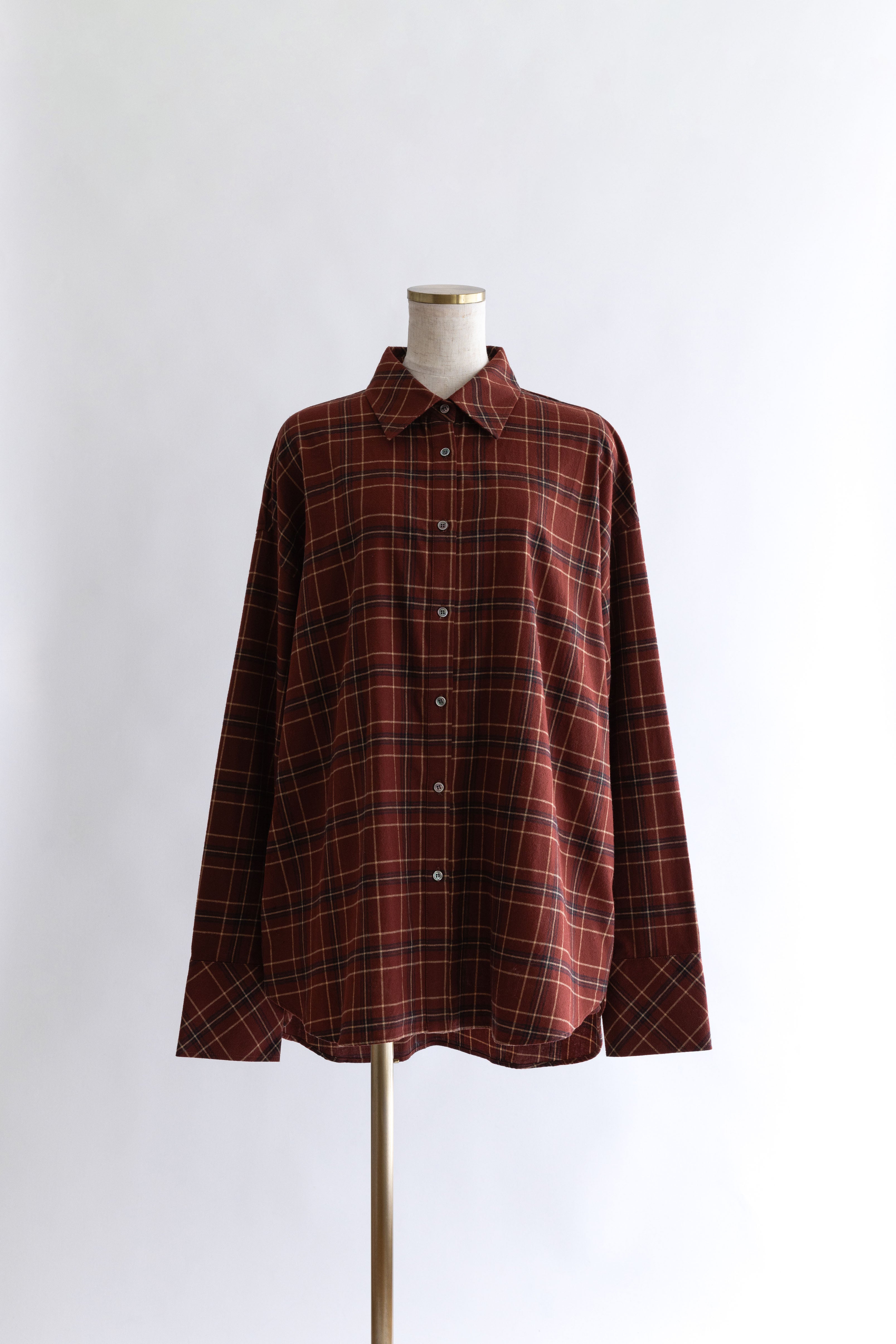 着用カラー:オレンジ