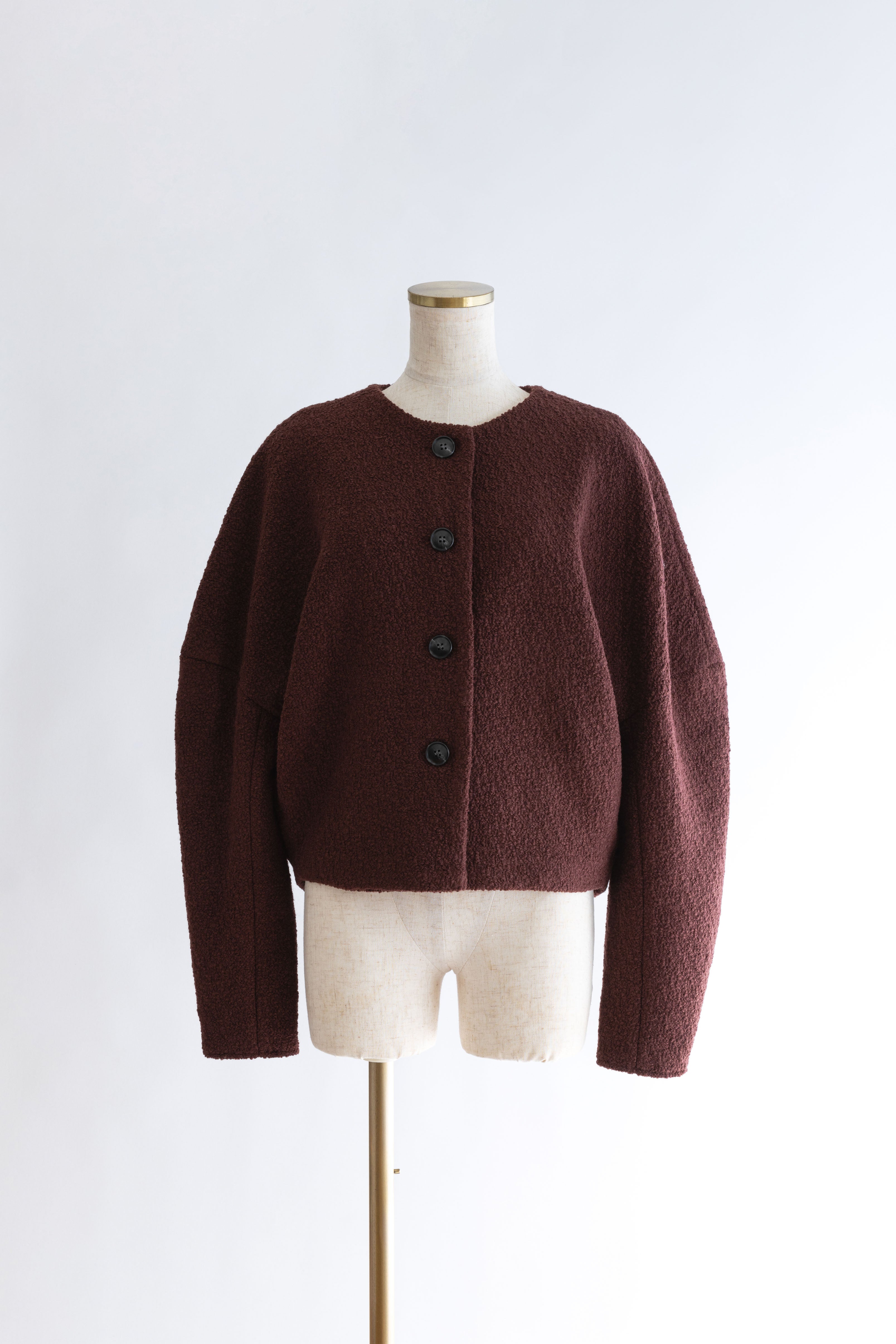 着用カラー:ブラウン