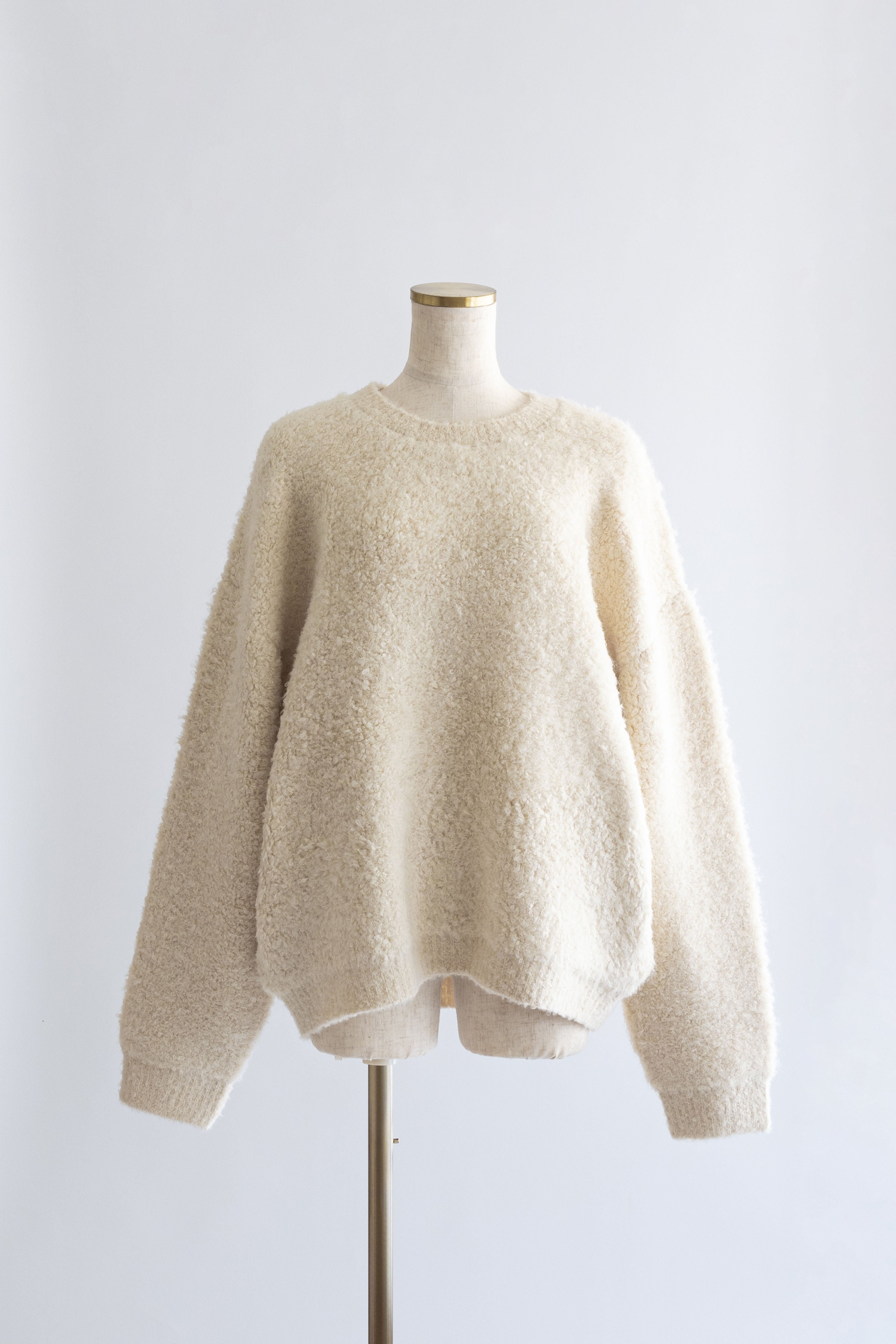 着用カラー:アイボリー