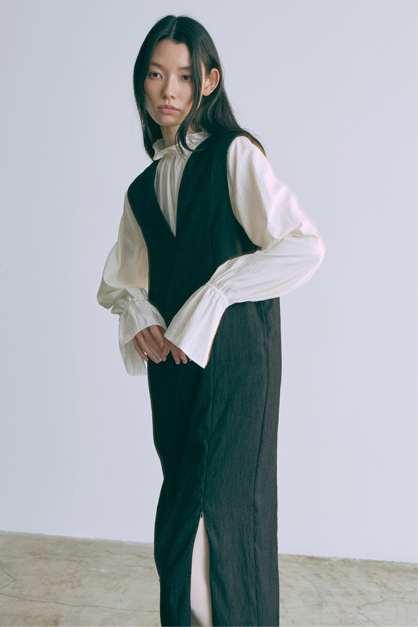 着用カラー:ブラック モデル身長:174cm