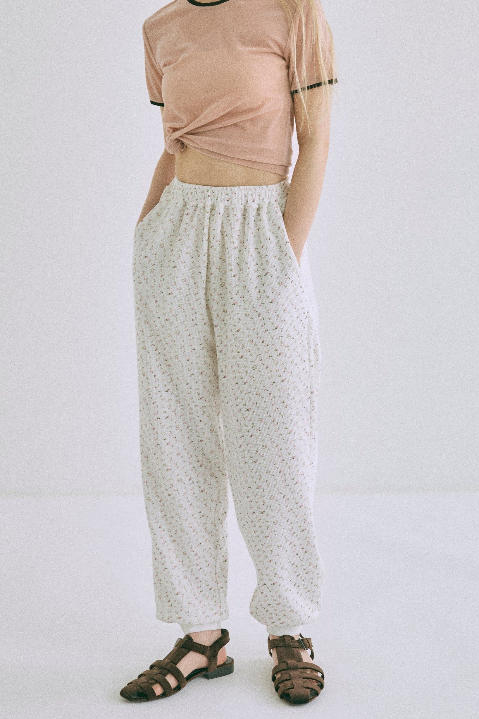 着用カラー:アイボリー モデル身長:162㎝