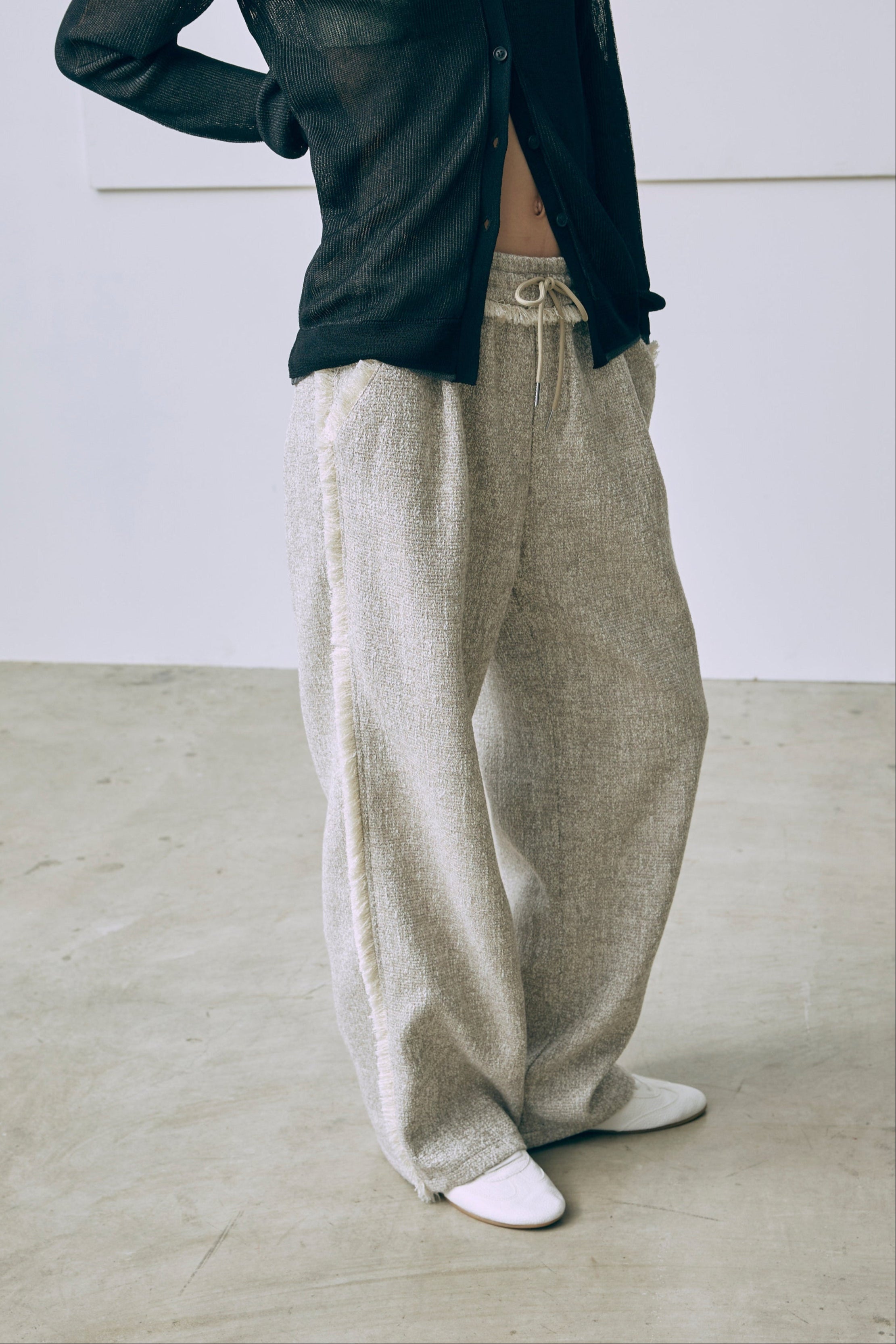 着用カラー:グレージュ モデル身長:174cm