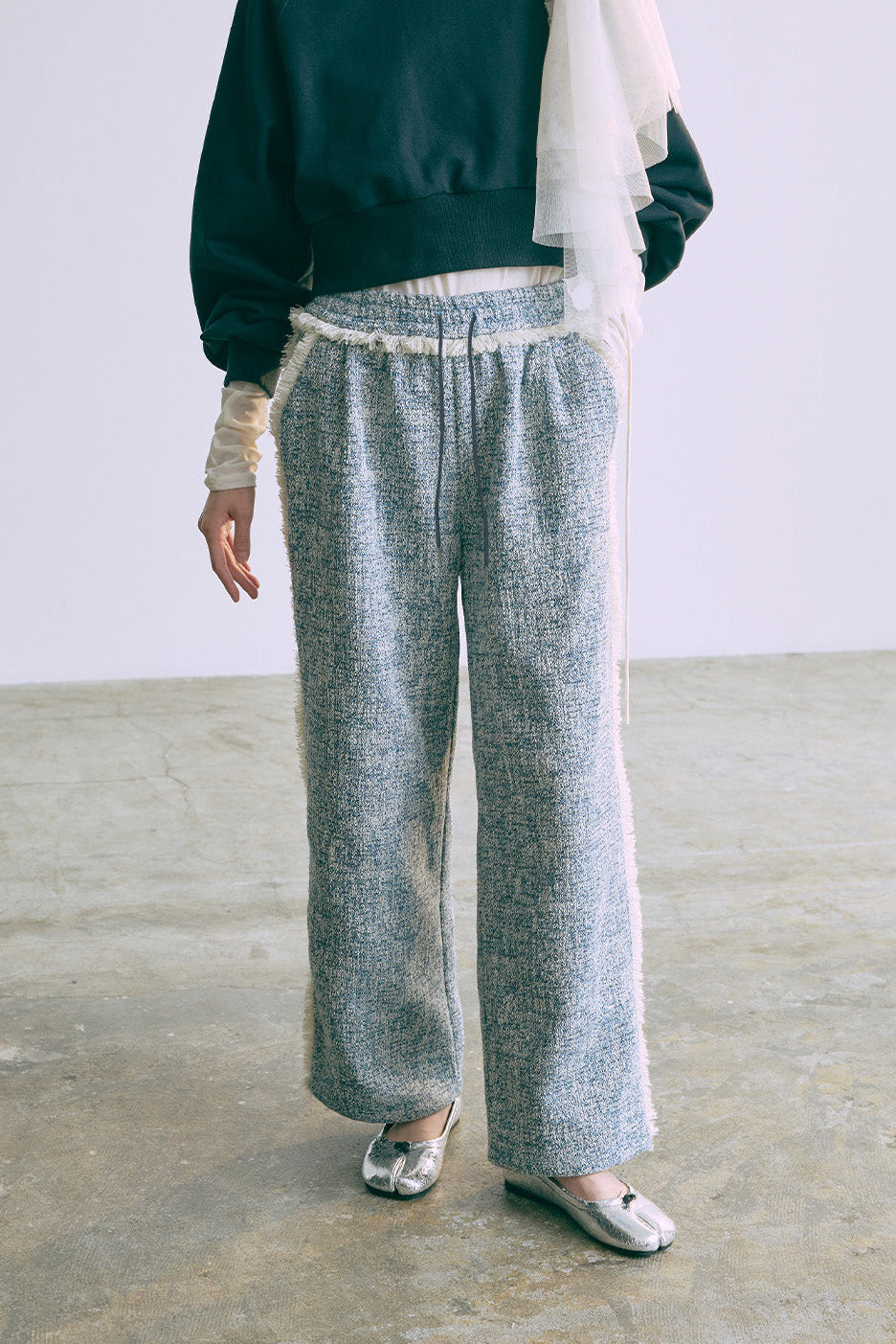 着用カラー:ブルー モデル身長:174cm