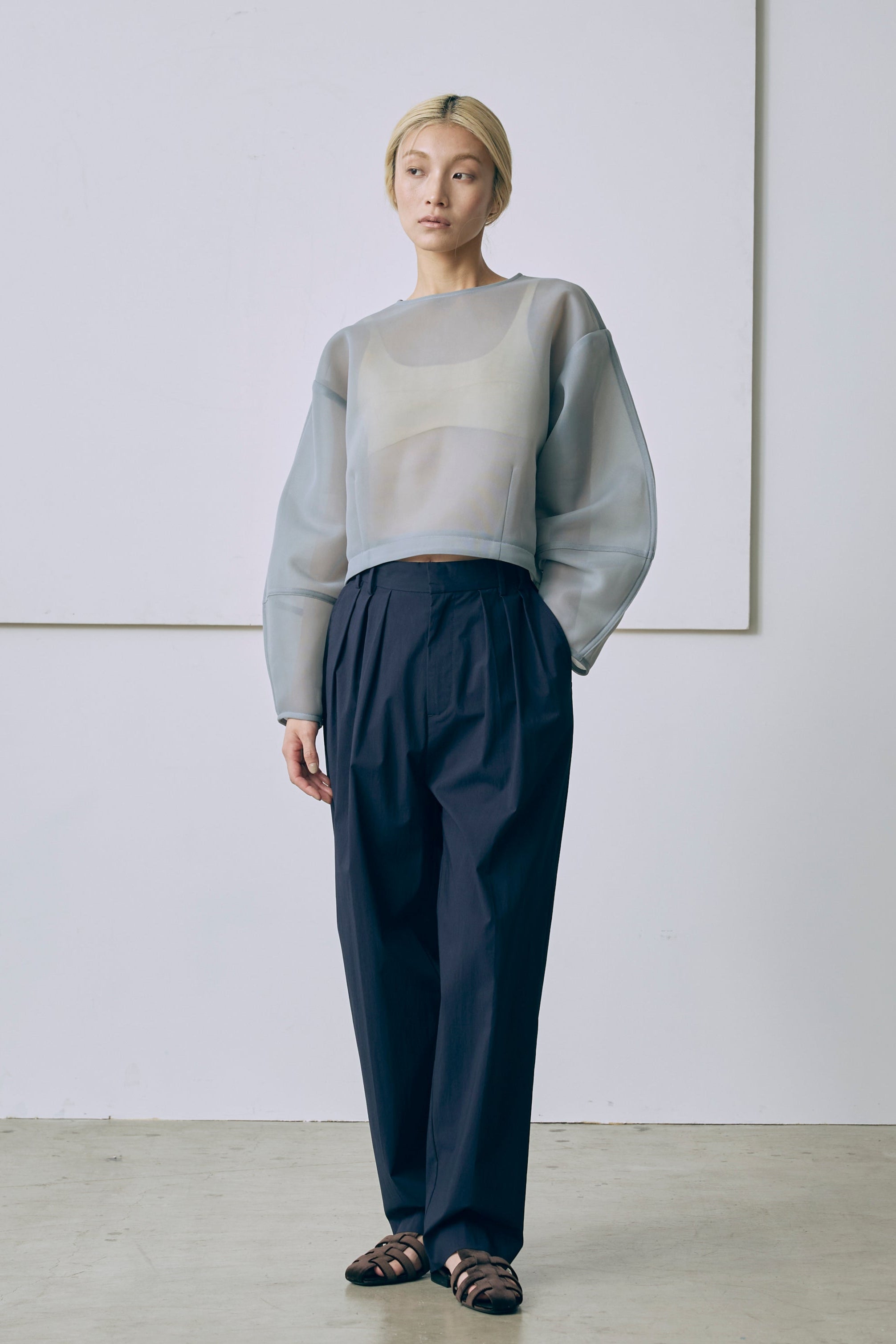 着用カラー:ネイビー モデル身長:171cm