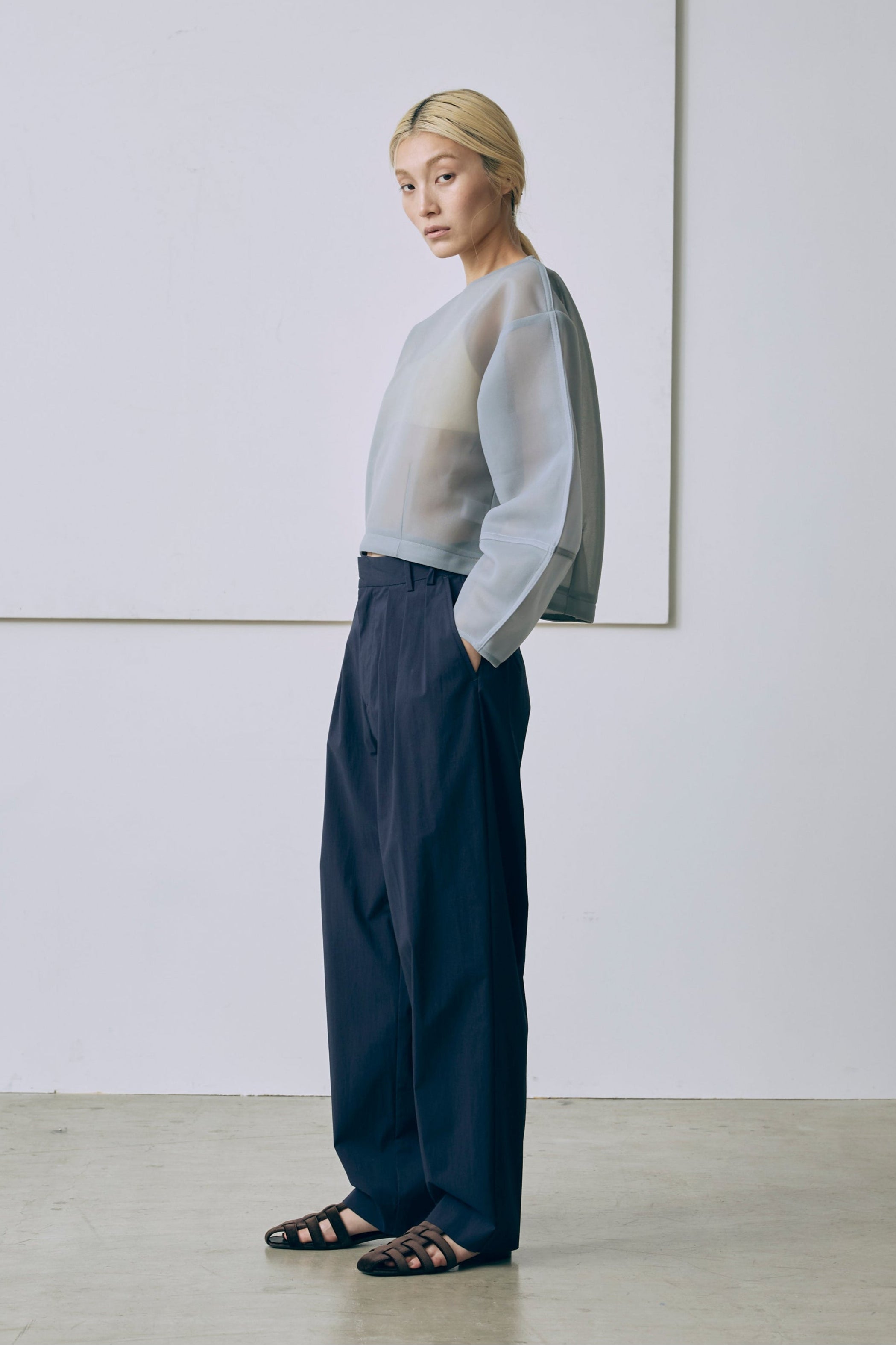 Textured Sheer Cocoon Pullover ブルー