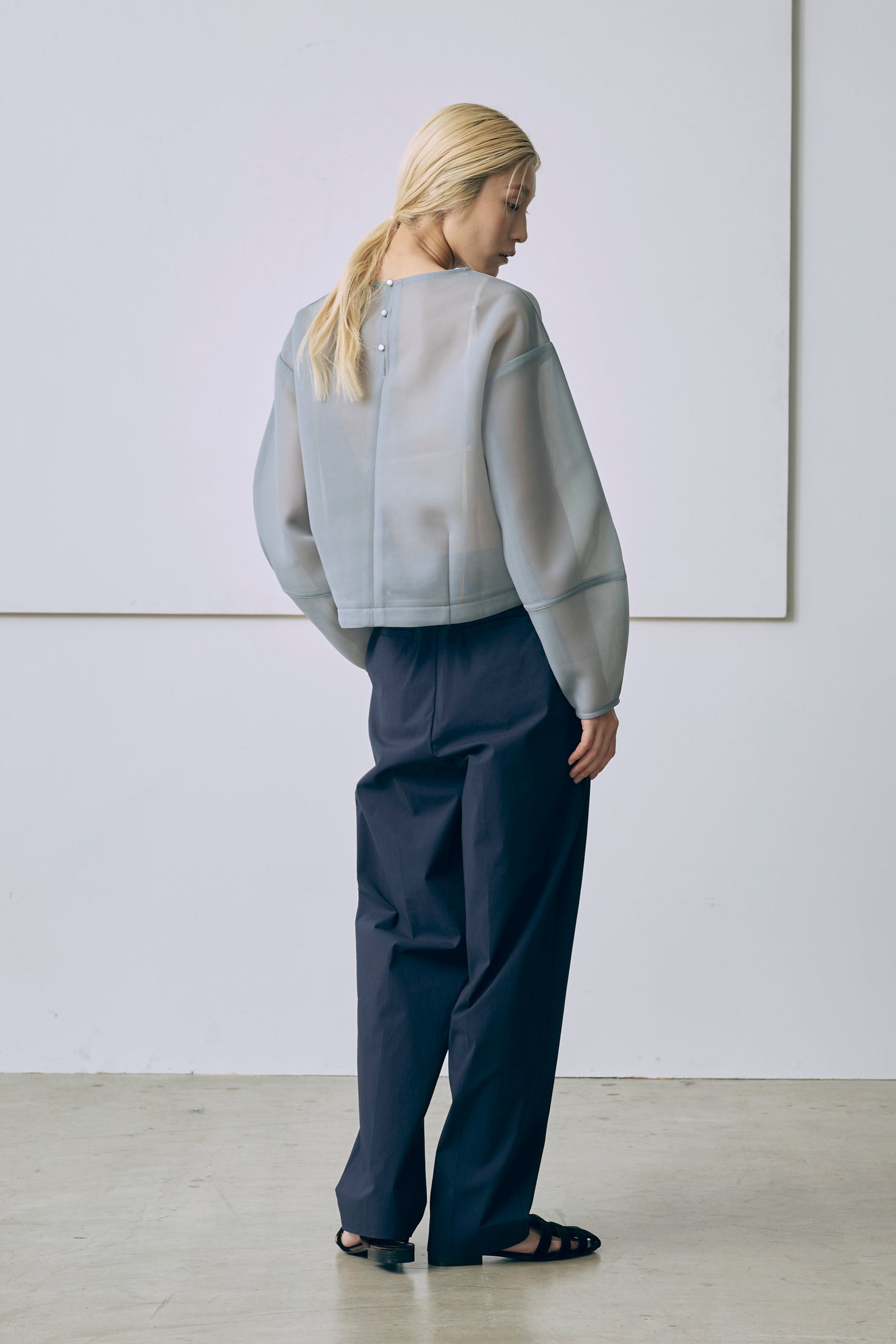 Textured Sheer Cocoon Pullover ブルー