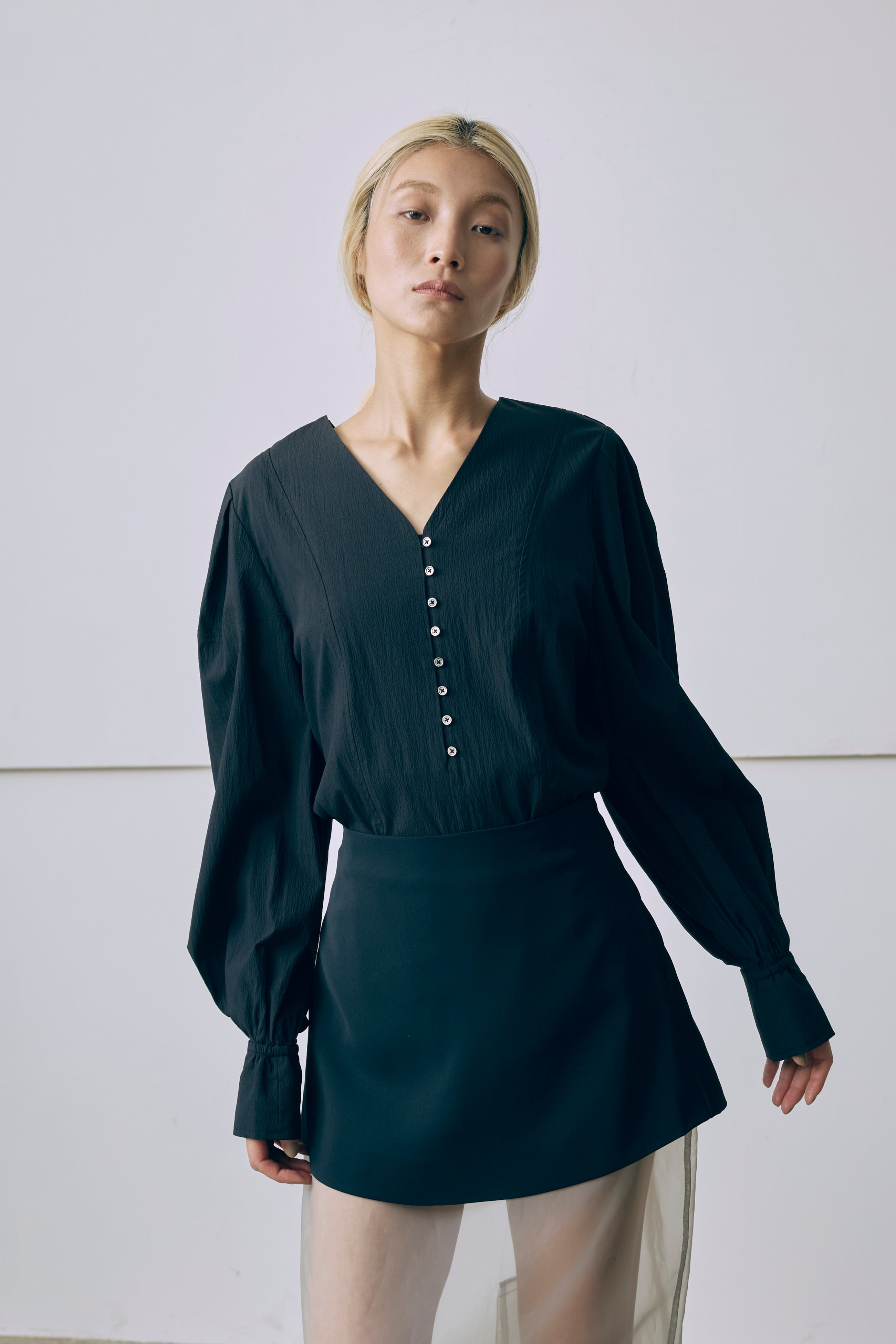 着用カラー:ネイビー モデル身長:171㎝